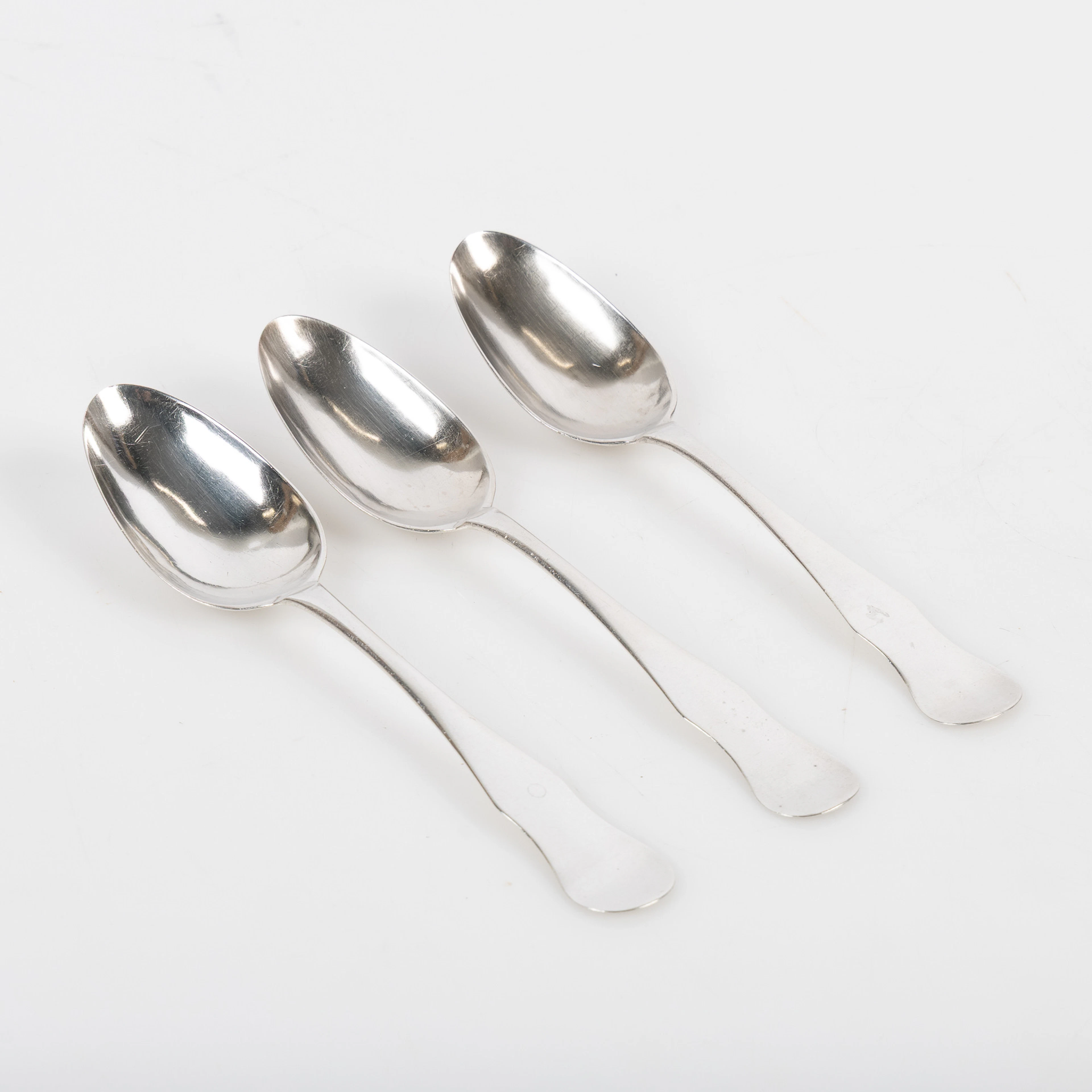 IKLAS RAMBERG, 3 skedar i silver. Lund 1811.