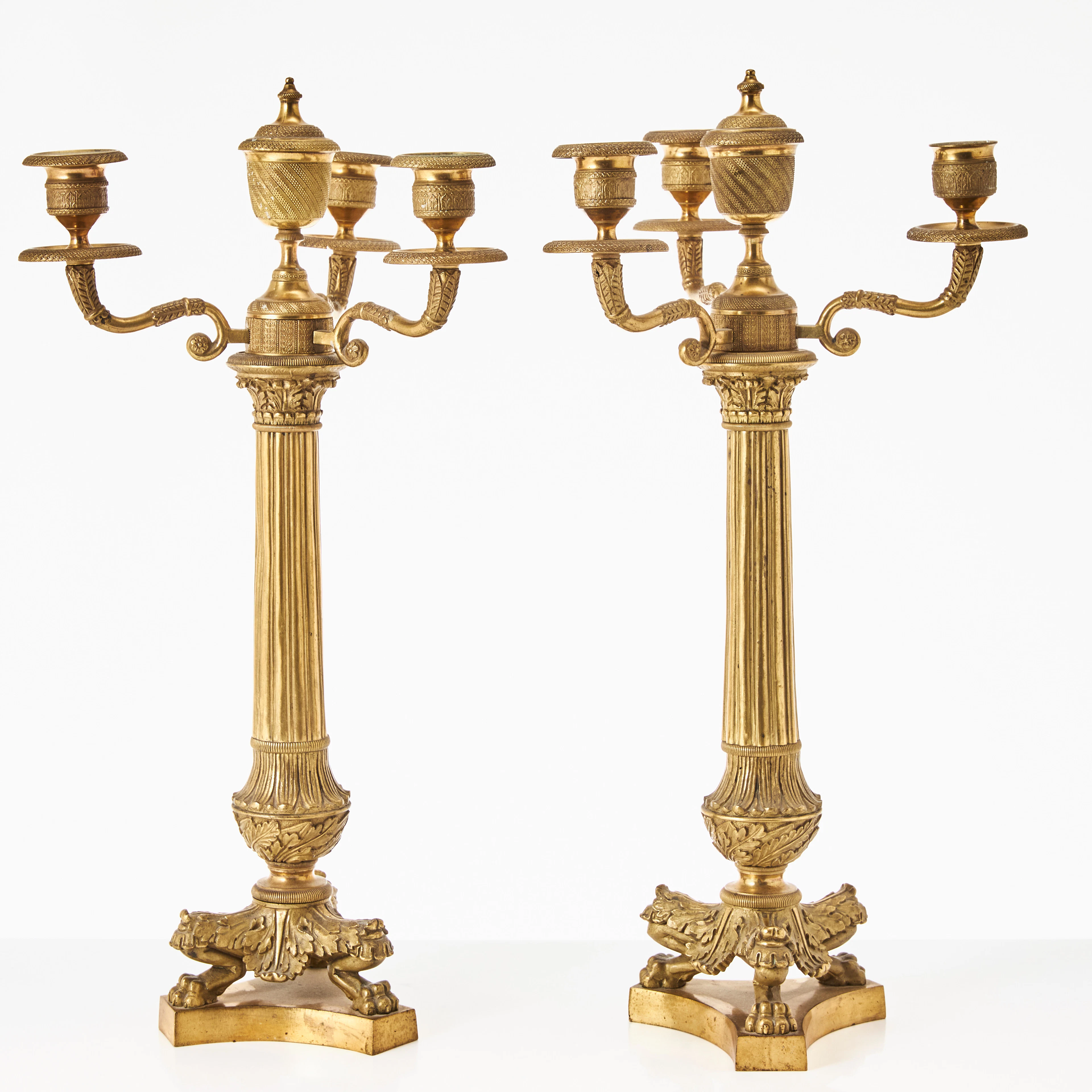 KANDELABRAR, ett par, förgylld brons, 1800-talets mitt, senempire