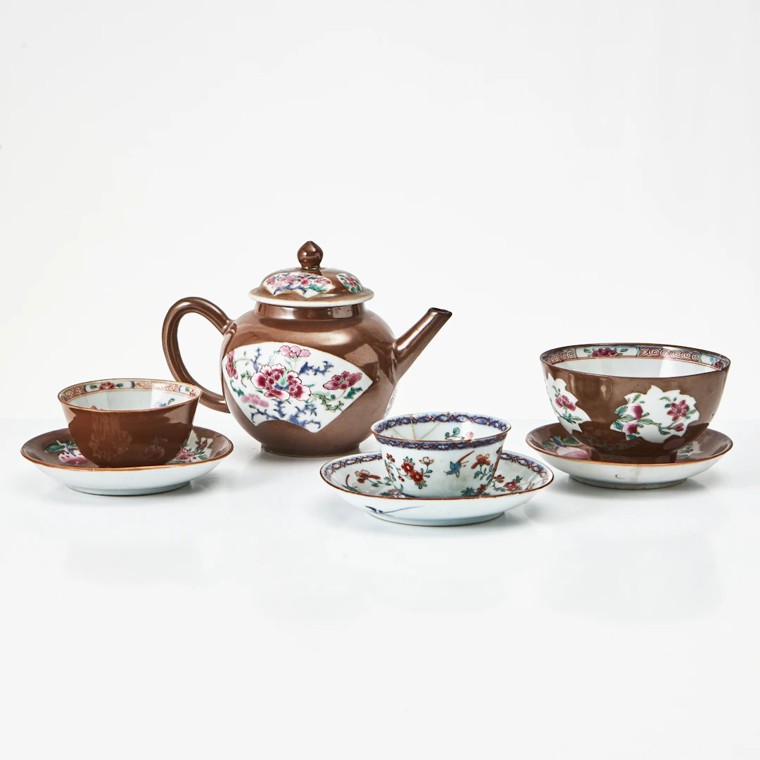 TEKANNA, KOPPAR, ASSIETTER, 5 dlr., porslin, Kina, Qianlong (1736-1795)