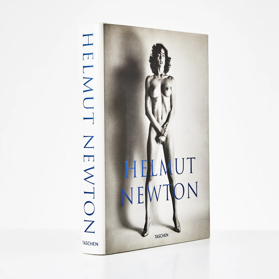 HELMUT NEWTON. Fotobok, "Sumo", Taschen, editerad av June Newton.