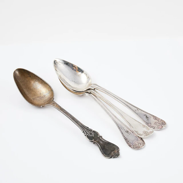 SKEDAR. 4 st, silver, olika modeller, tillverkare och år, Sverige, 1800-tal.