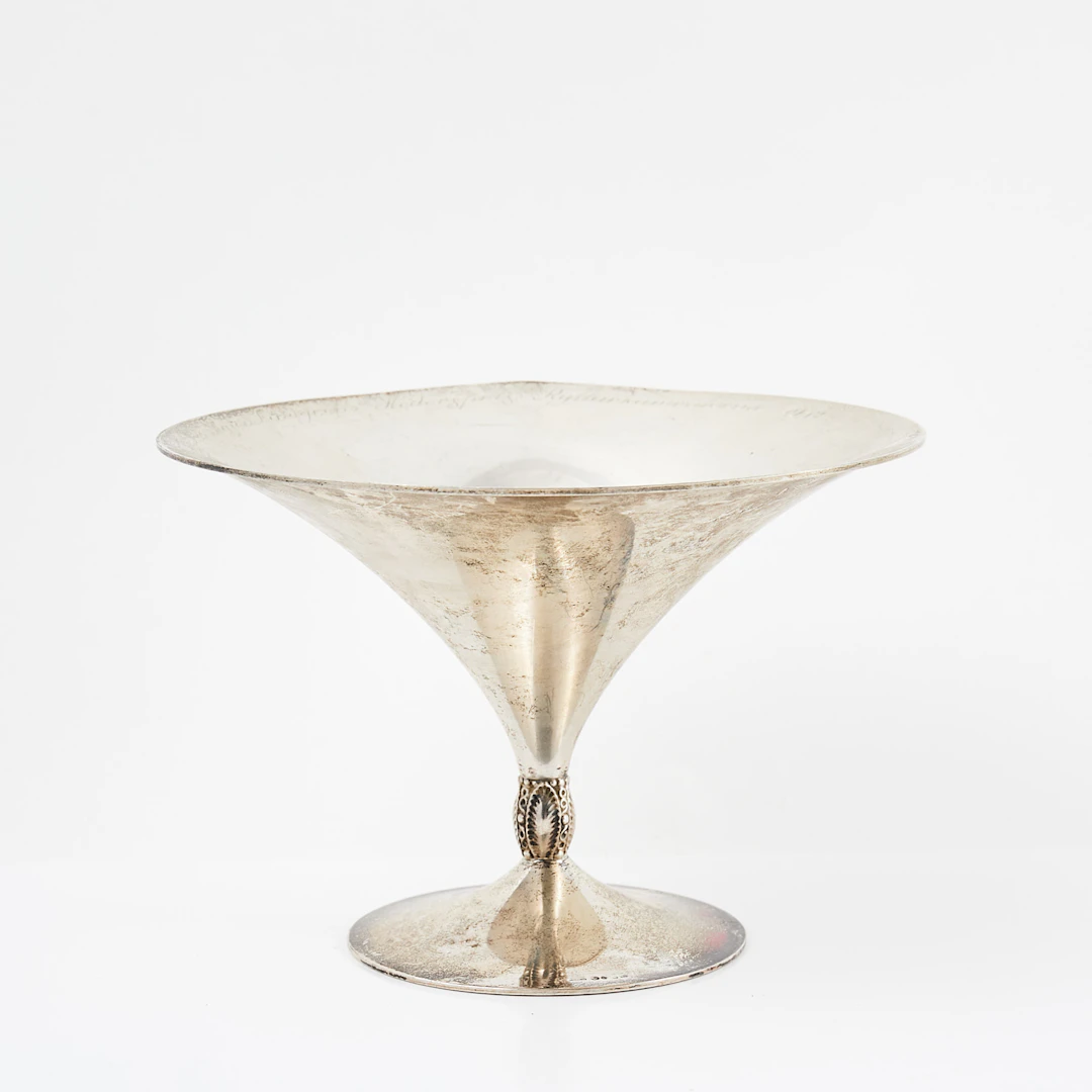 SKÅL på fot, silver, svenska importstämplar, 1929.