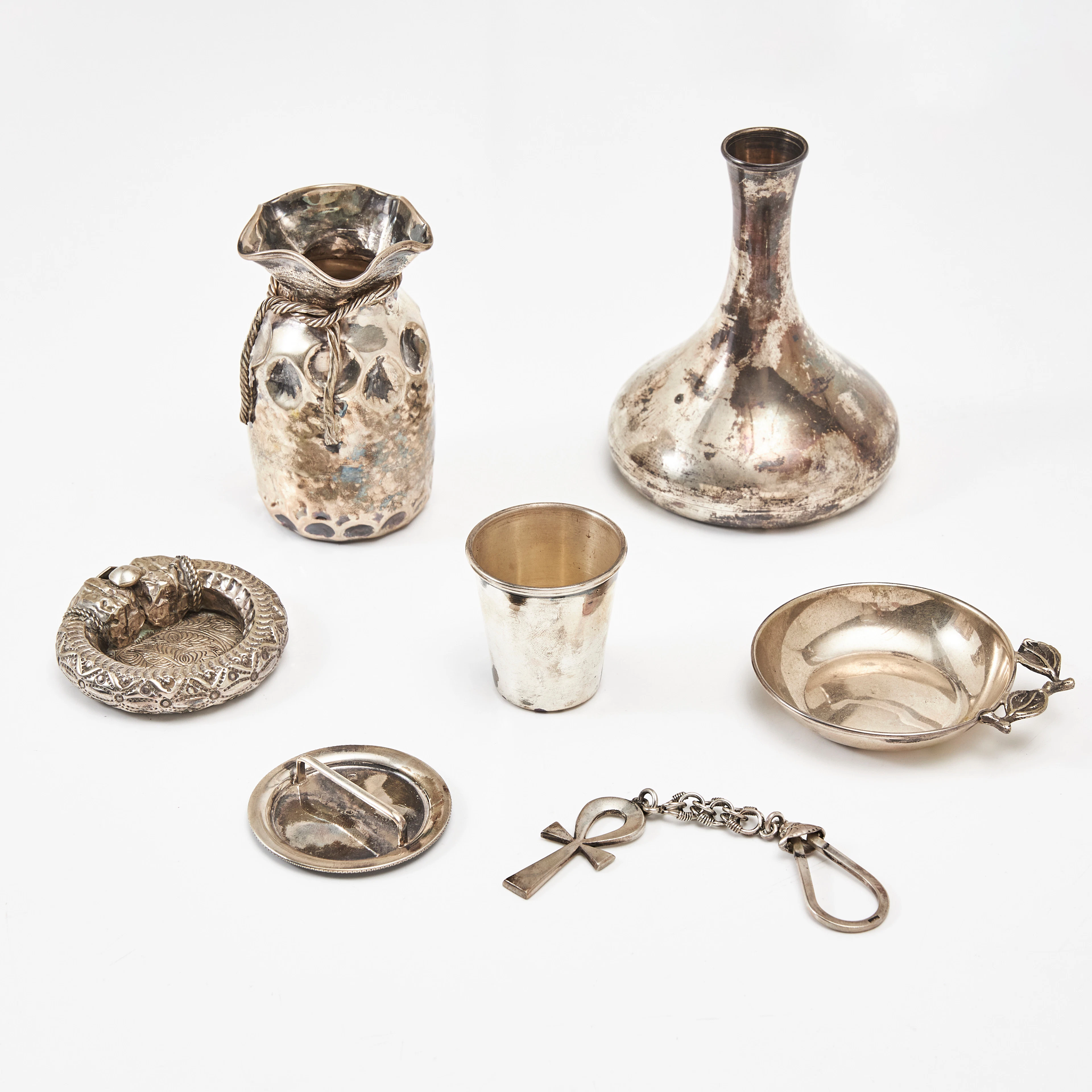VASER, 2 st, ASKFAT, 2 st, BÄGARE, HÄNGE, silver, 1900-talets slut, Egypten.