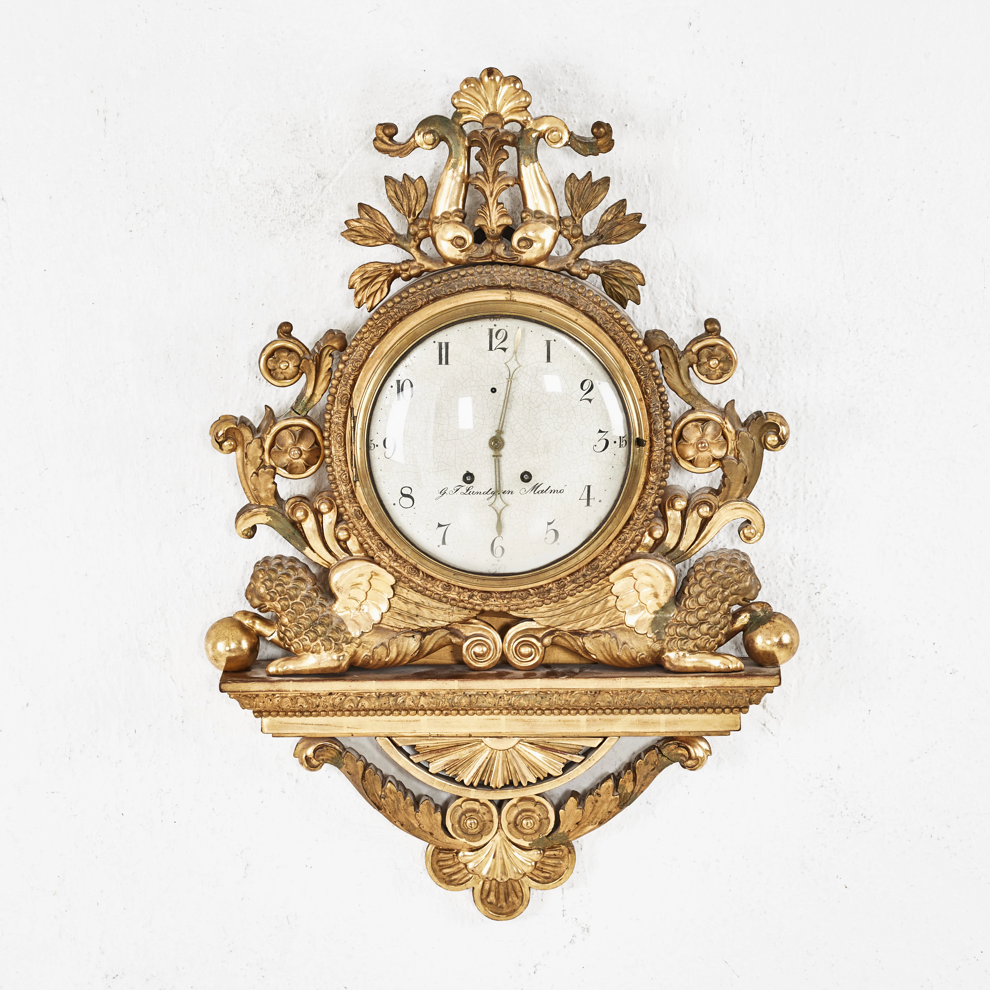 VÄGGPENDYL, senempire, 1800-talets andra kvartal, urtavlan märkt G.T.
