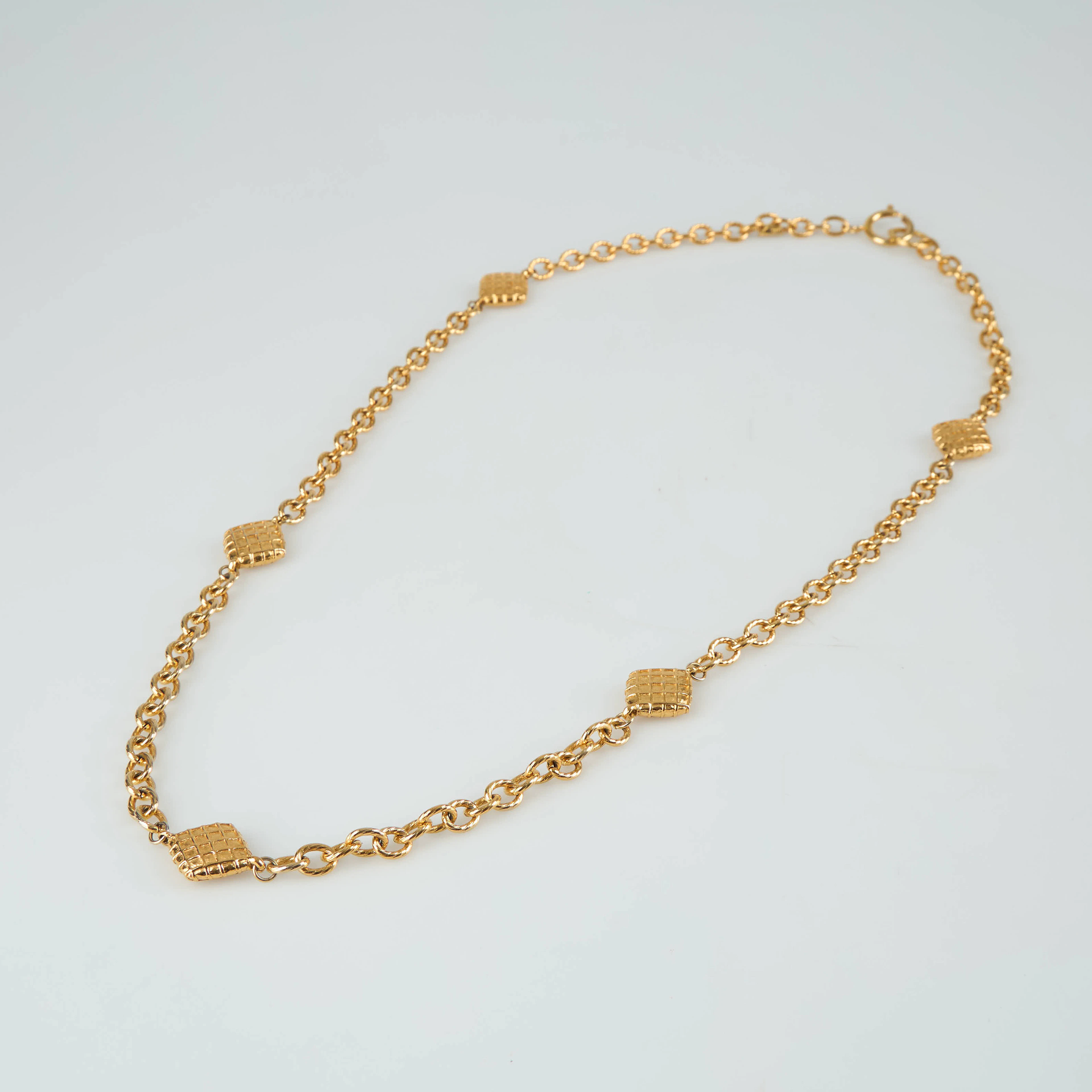 CHANEL, Halsband.