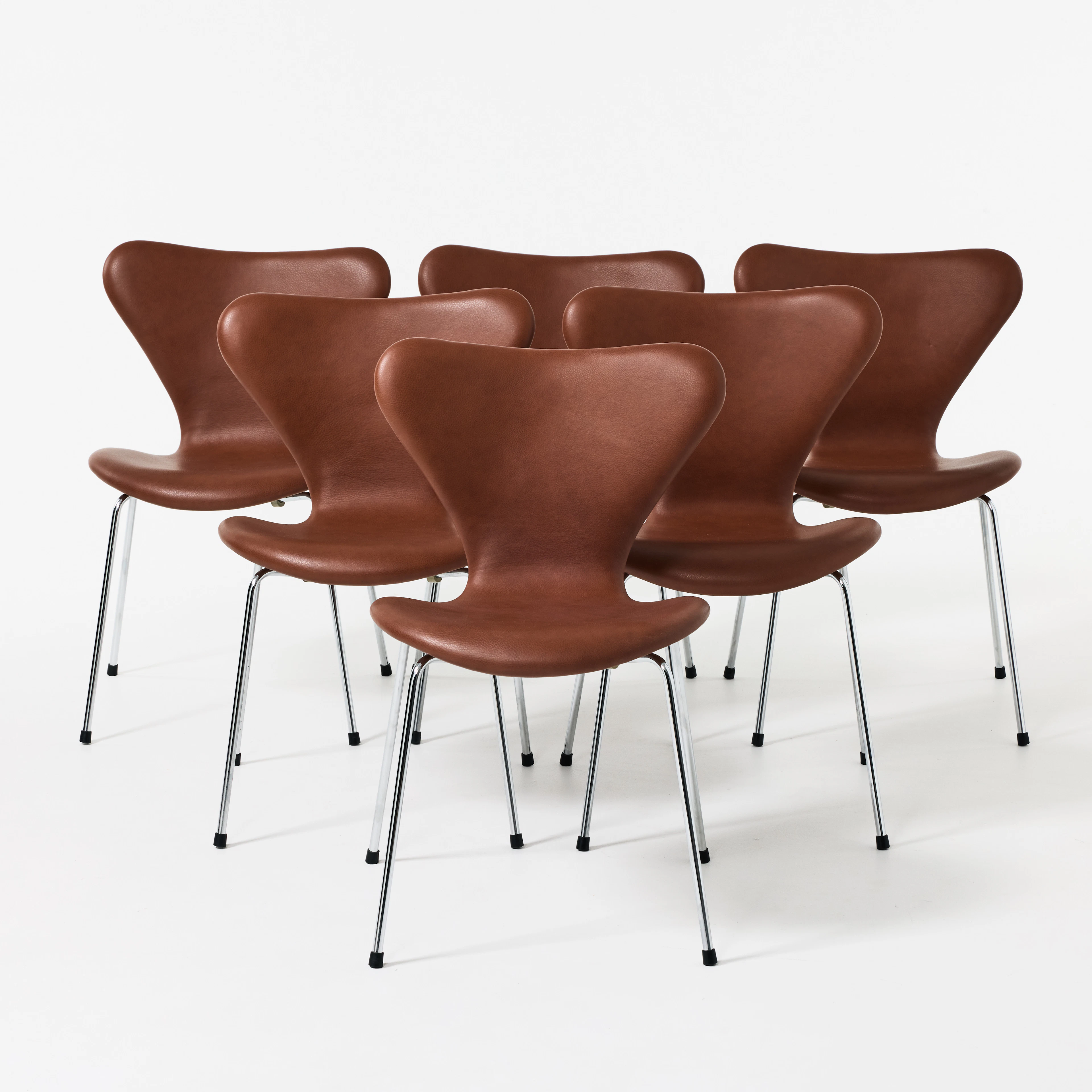 ARNE JACOBSEN. "Sjuan", stolar, sex stycken, Fritz Hansen, Danmark
