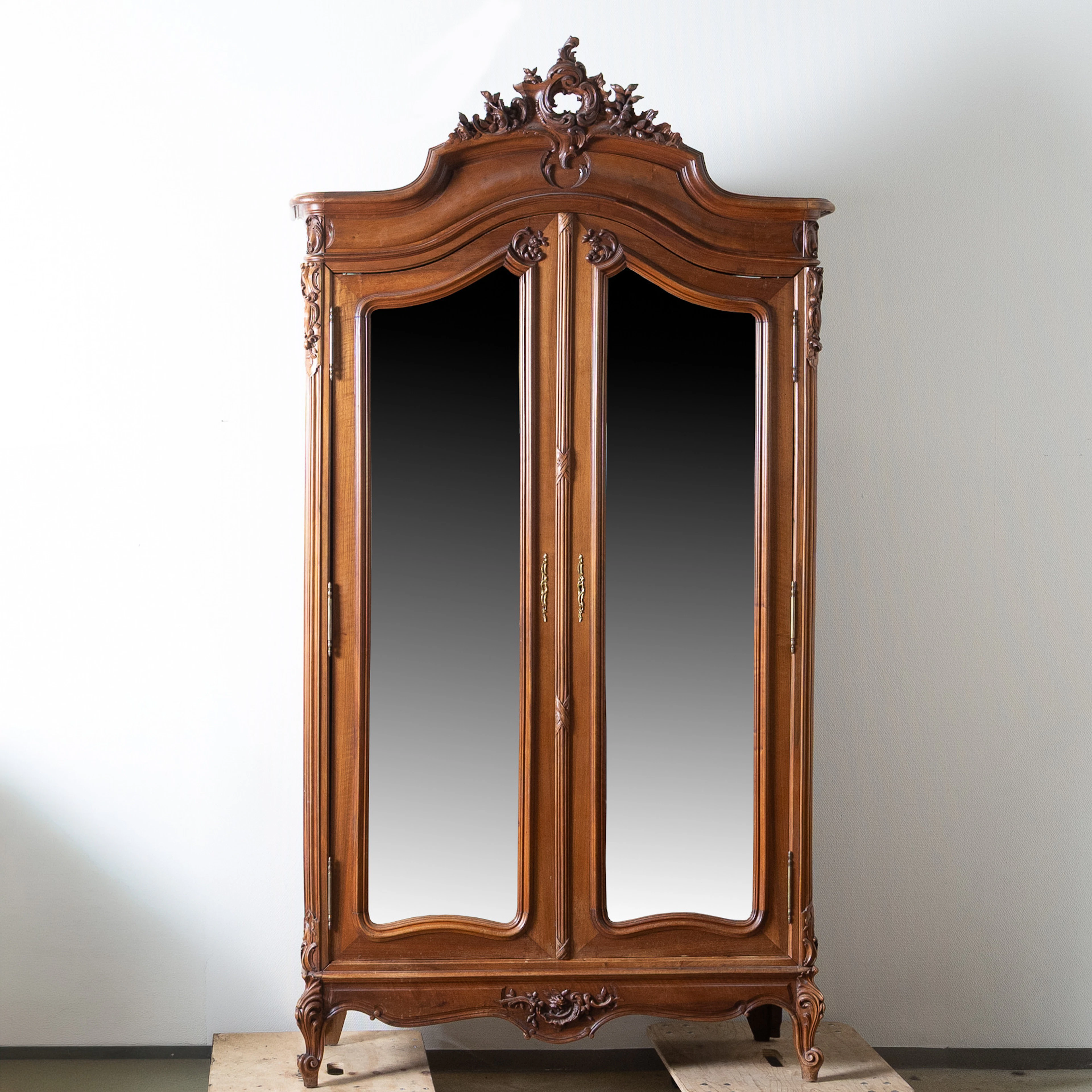 SKÅP, Louis XVI-stil, 1900-talets första hälft.