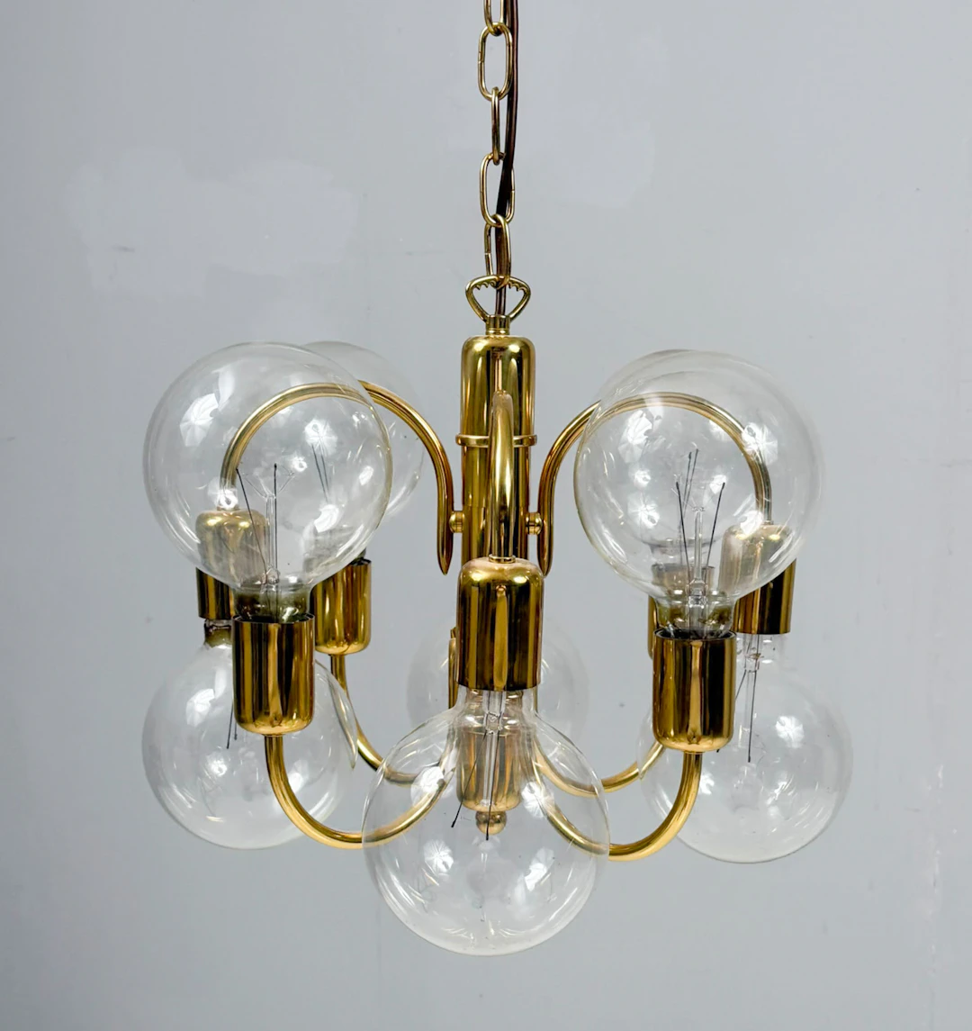 HANS AGNE JAKOBSSON. Mid Century Deckenlampe/Sputnik, 1970er Jahre.