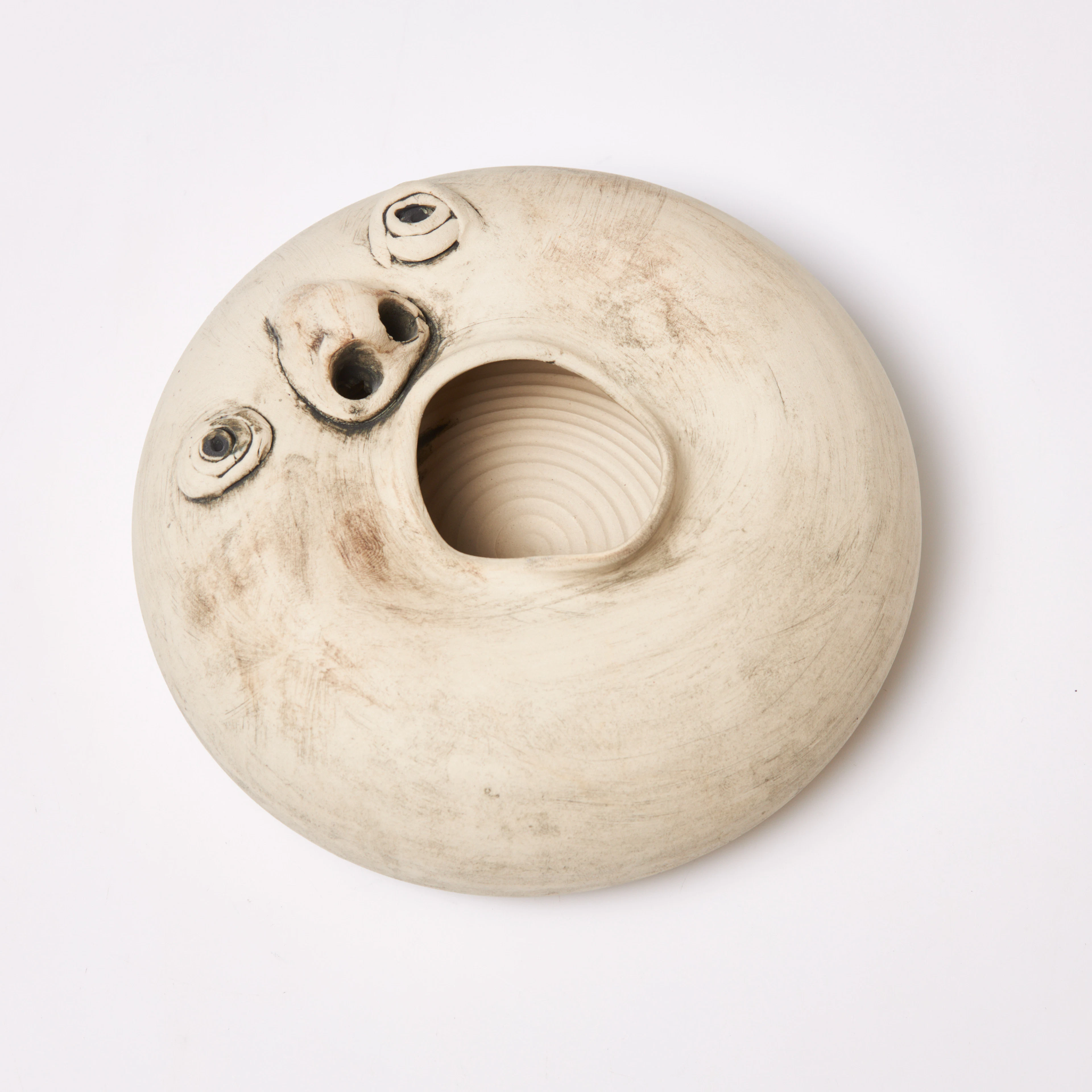 MARIE JONSSON-LÅNGHANS. "Körsångare", skulptur, stengods, signerad