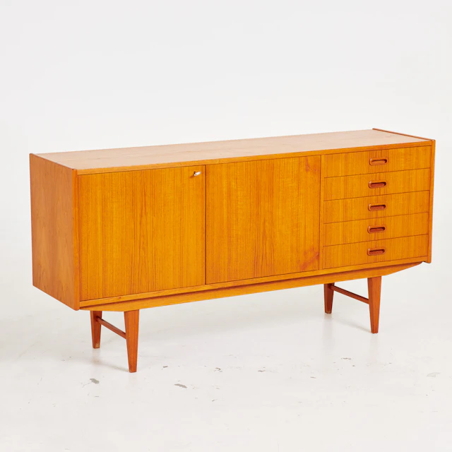 SIDEBOARD, teak, med utdragslådor samt pardörrar med bakomliggande