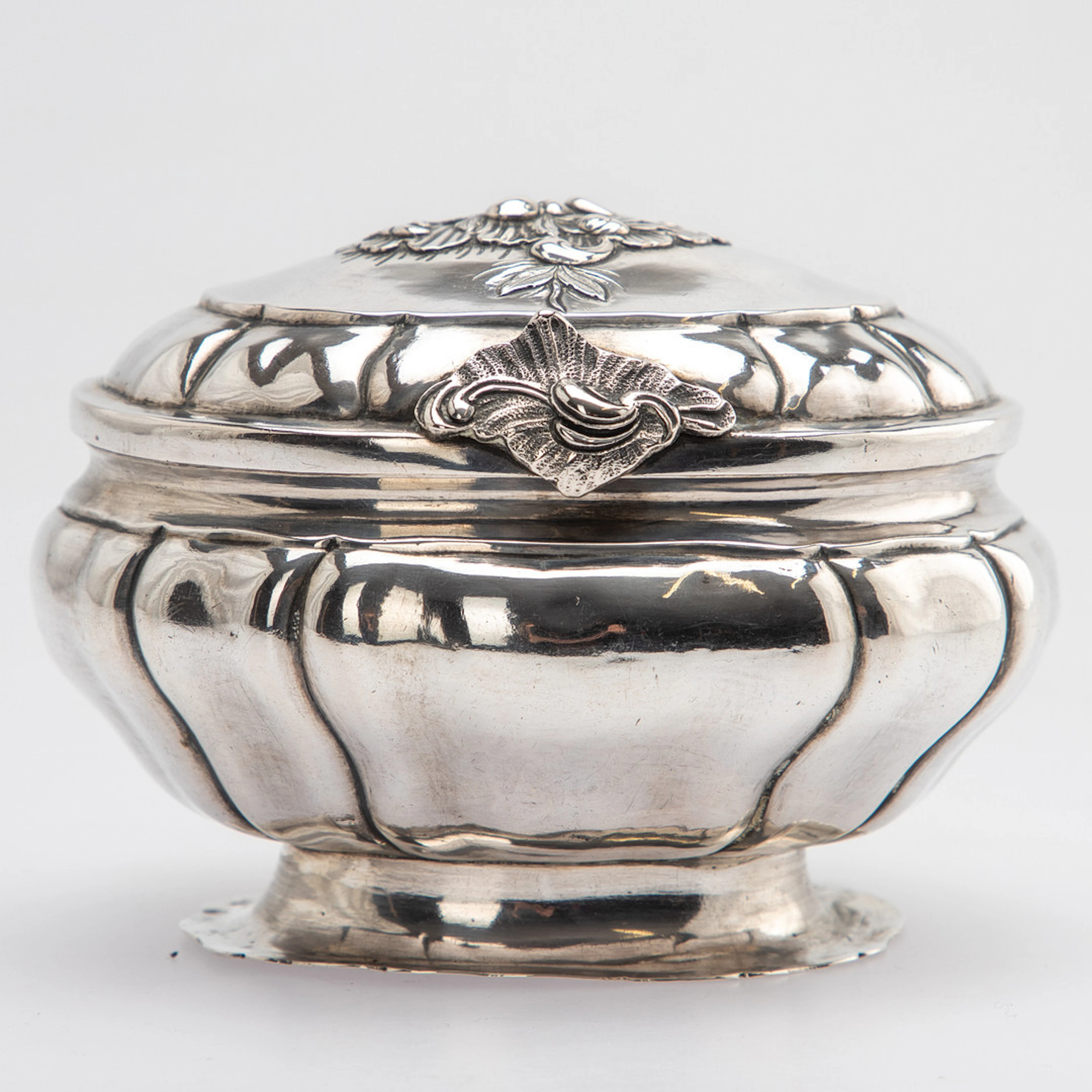 Rokoko-Zuckerdose, Silber, Augsburg, 1763 bis 1765.