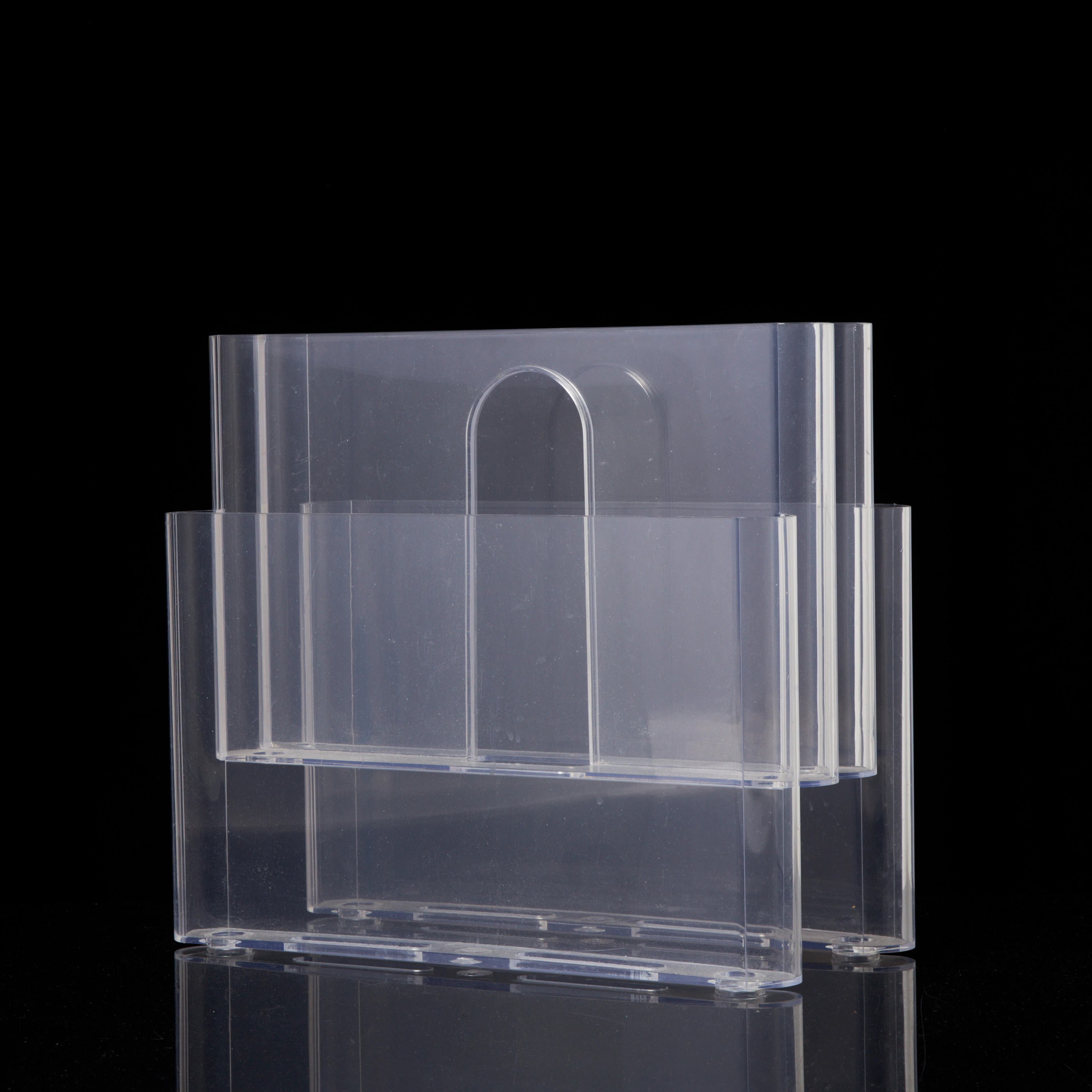 GIOTTO STOPPINO. Tidningsställ, Kartell, plexi.