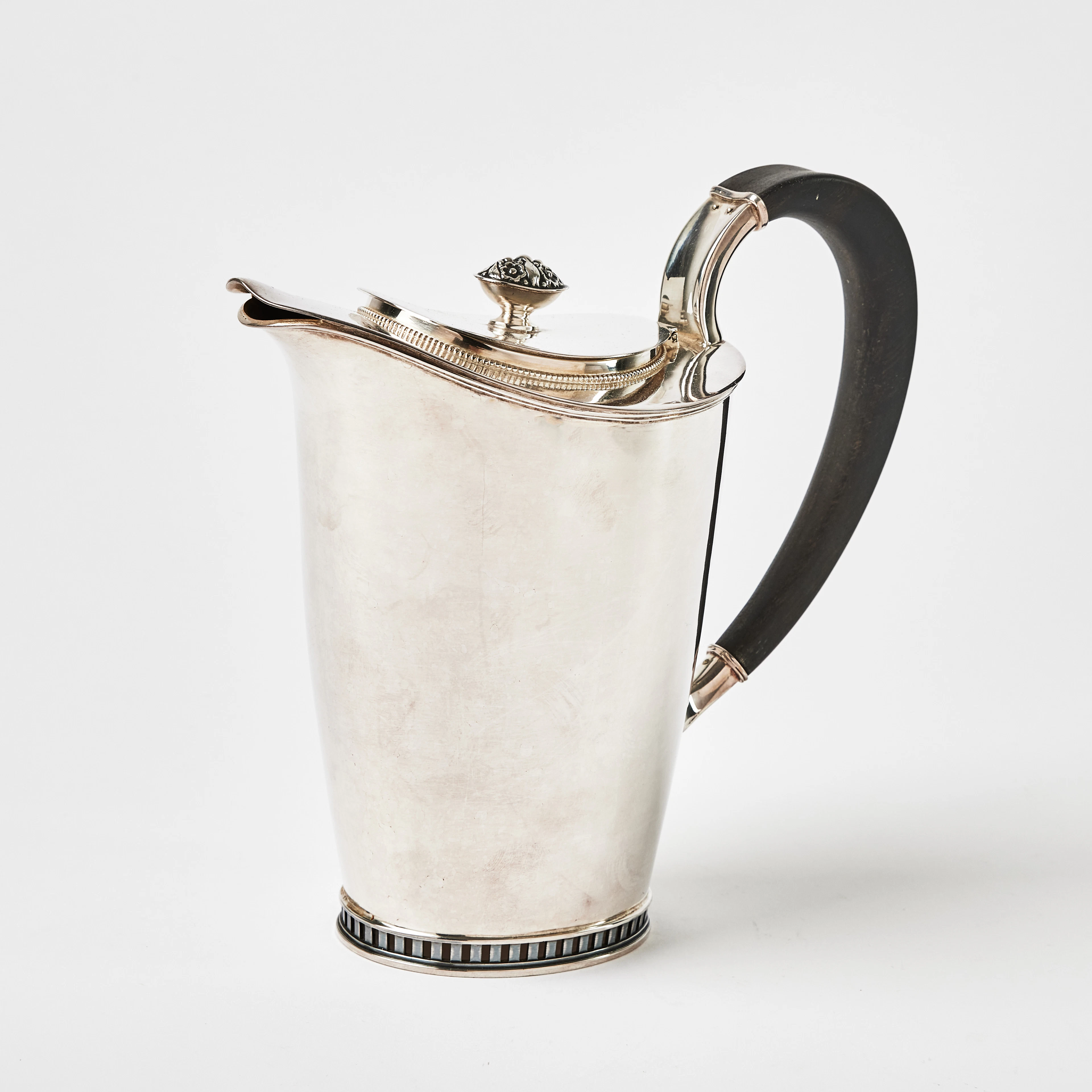 KANNA, silver, Sven-Arne Gillgren, hänkel i ädelträ, 1968.