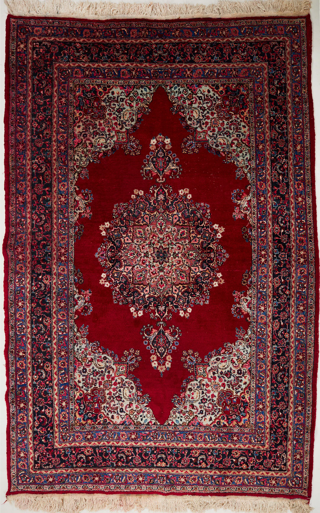 ORIENTMATTA, Kirman, ca 337x247 cm.