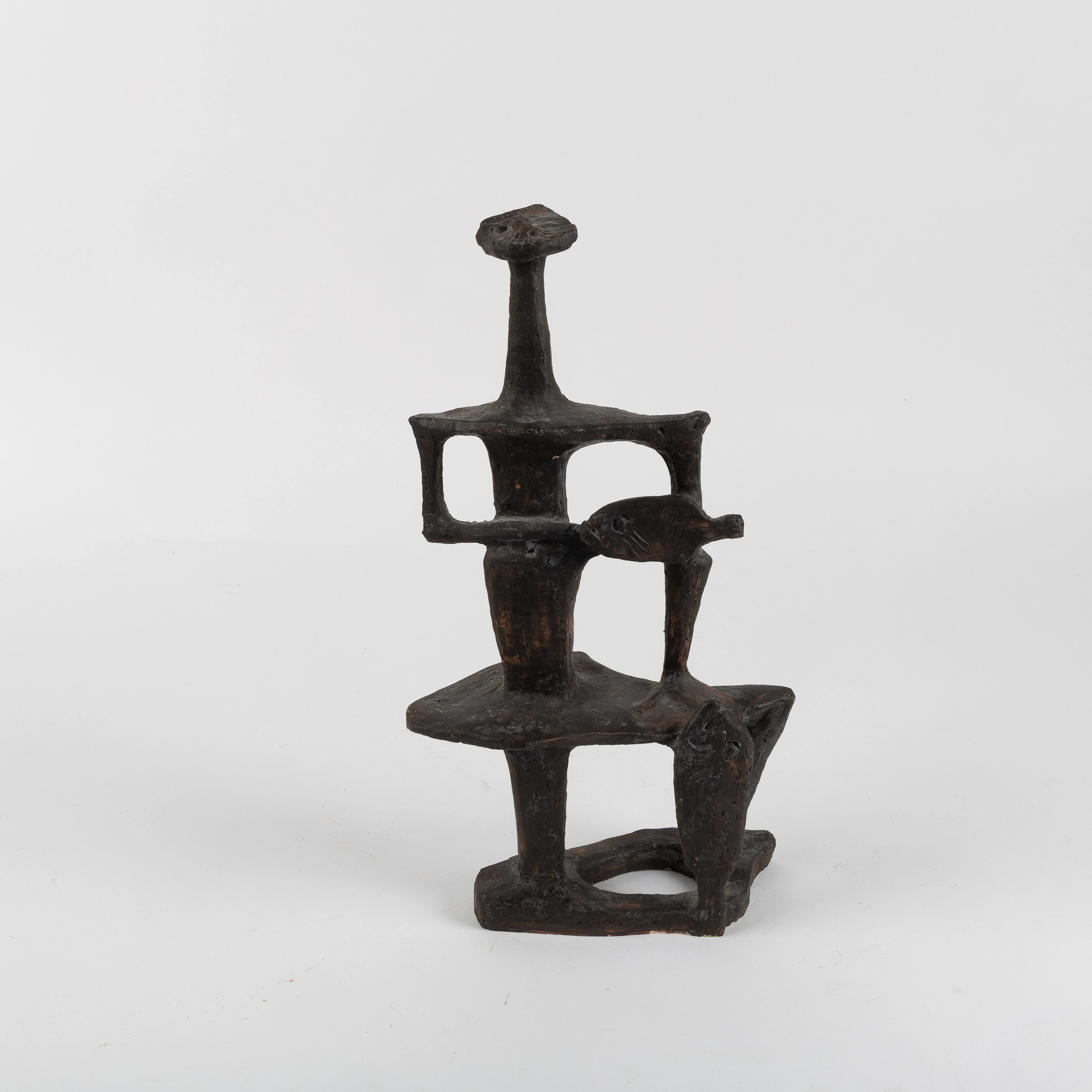ÅKE HOLM. Figur med fiskar. Höganäs, 1950-tal. Unik.