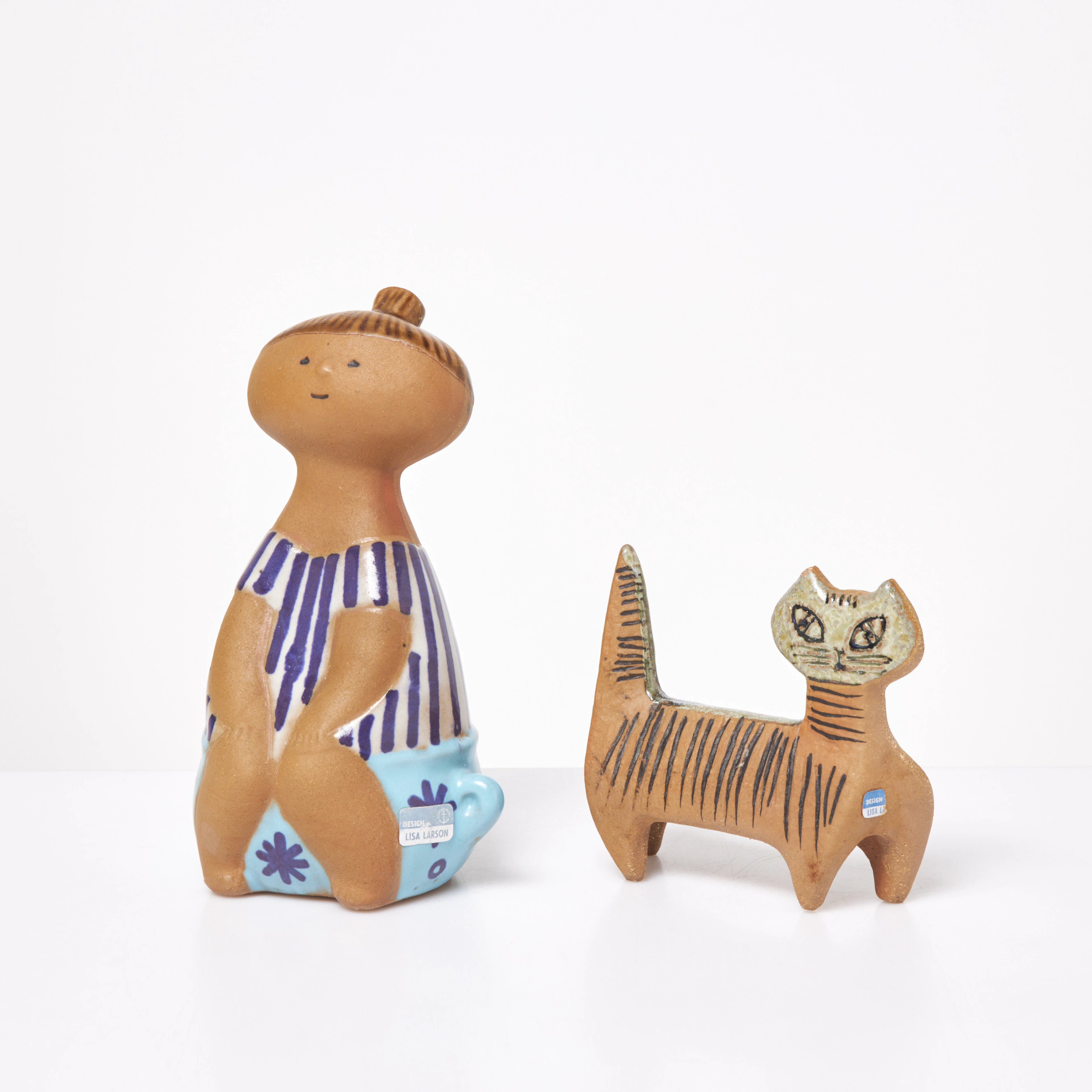 LISA LARSON. Figuriner, 2 st, "Lotta" samt "Katt", glaserat stengods
