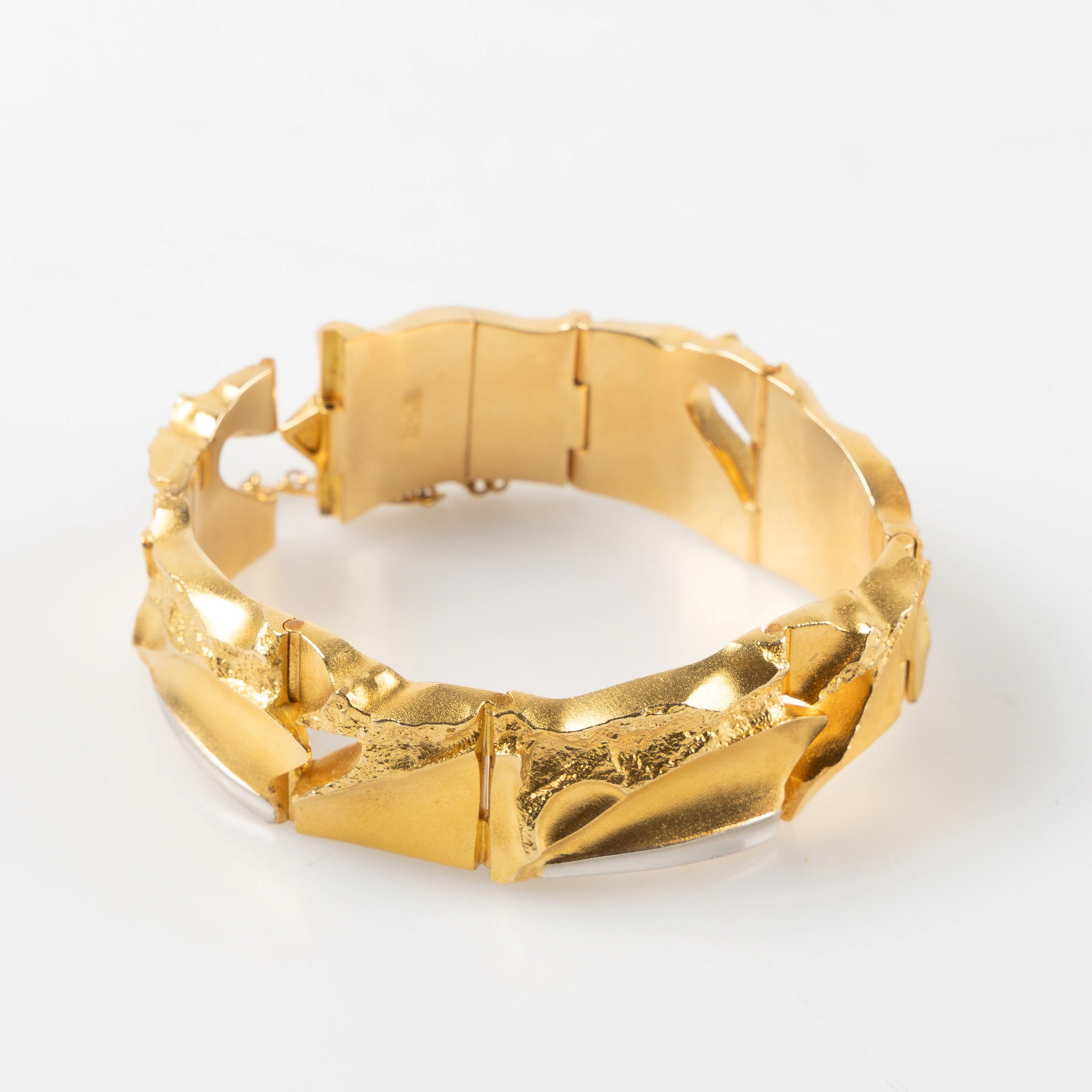 BJÖRN WECKSTRÖM. Armband 'Narda' 18K guld och platina, Lapponia 1988.