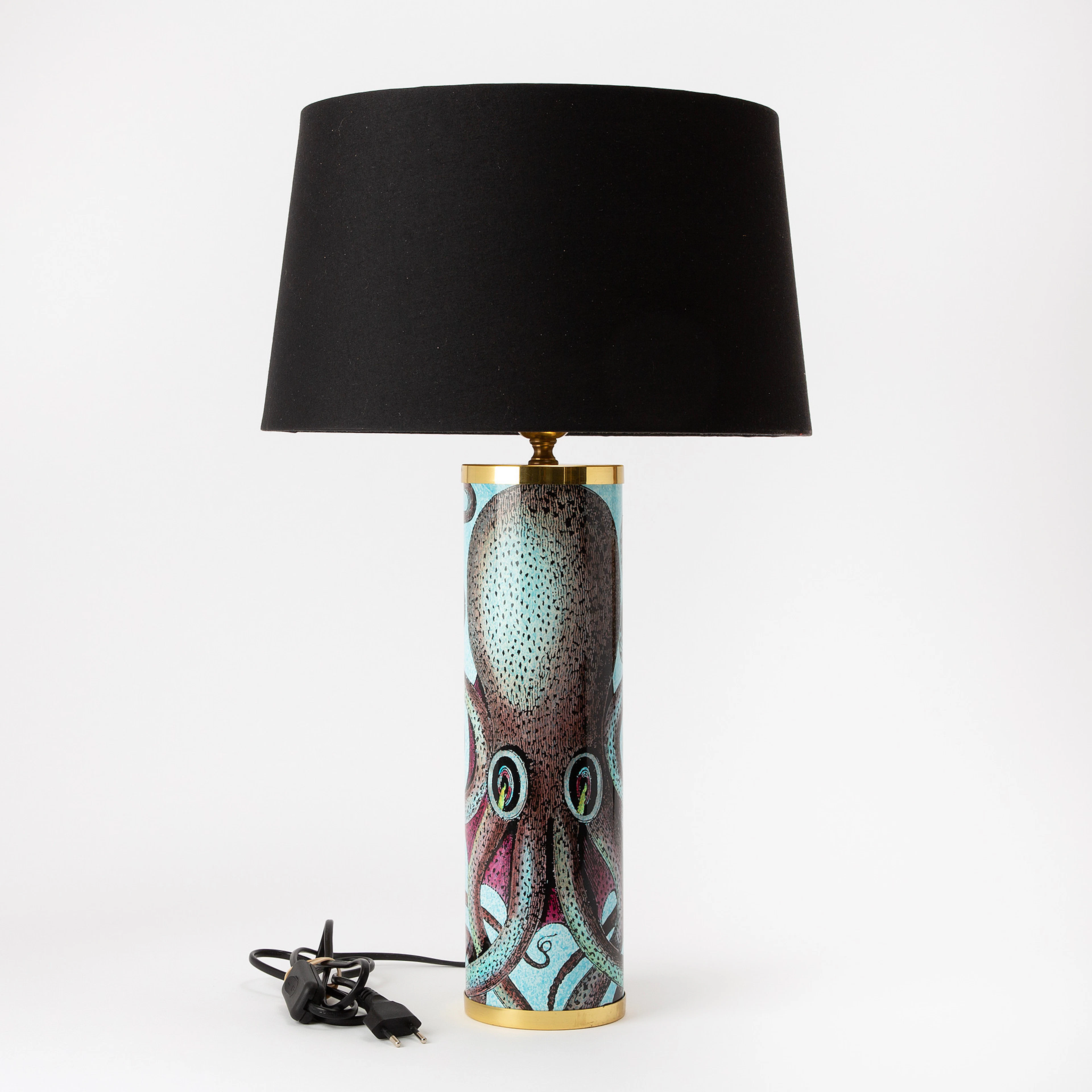 PIERO FORNASETTI. Bordslampa, Italien, porslin och mässing, polykrom