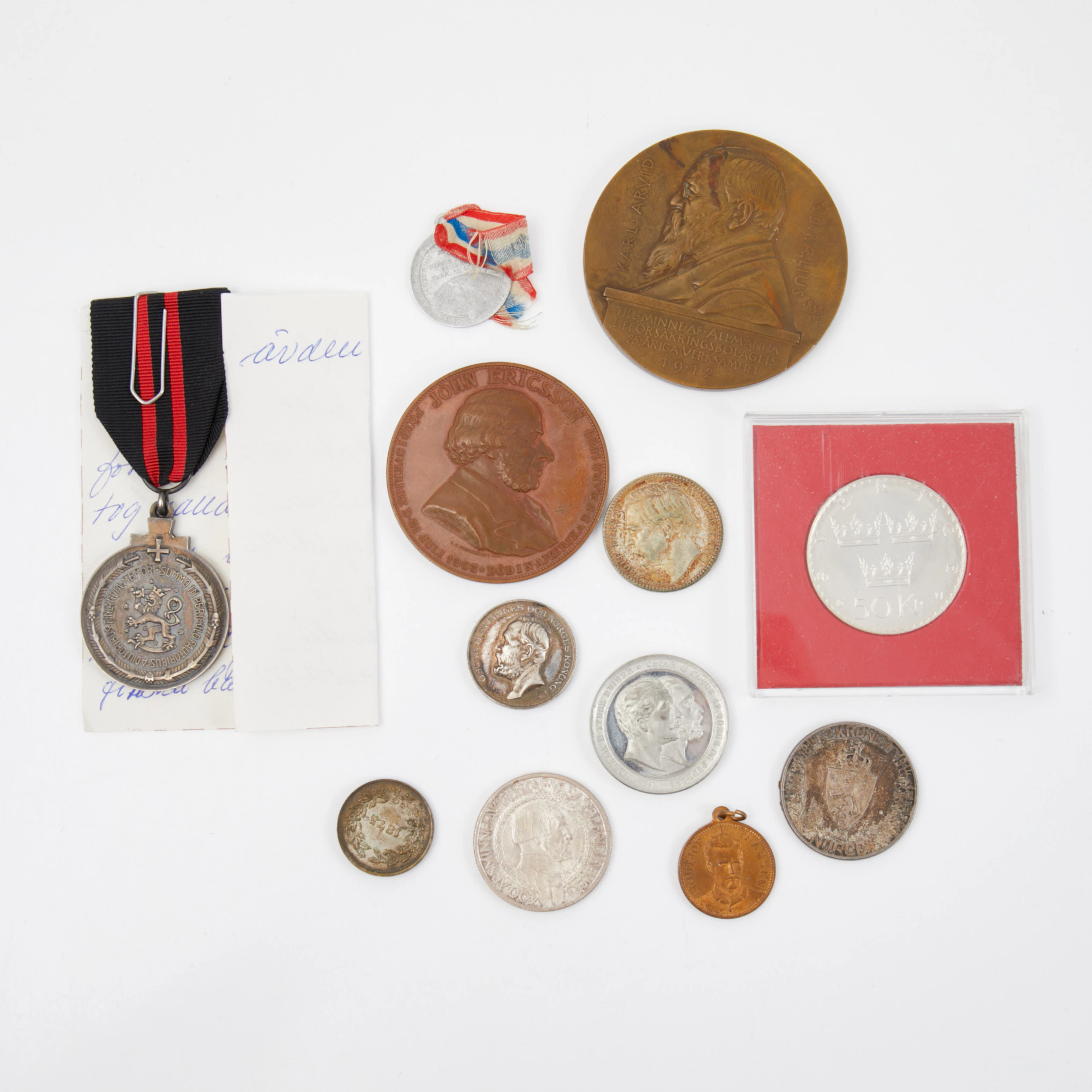 MINNESMEDALJER / MINNESMYNT, 12 st, 1800/1900-tal, delvis i originaletui.