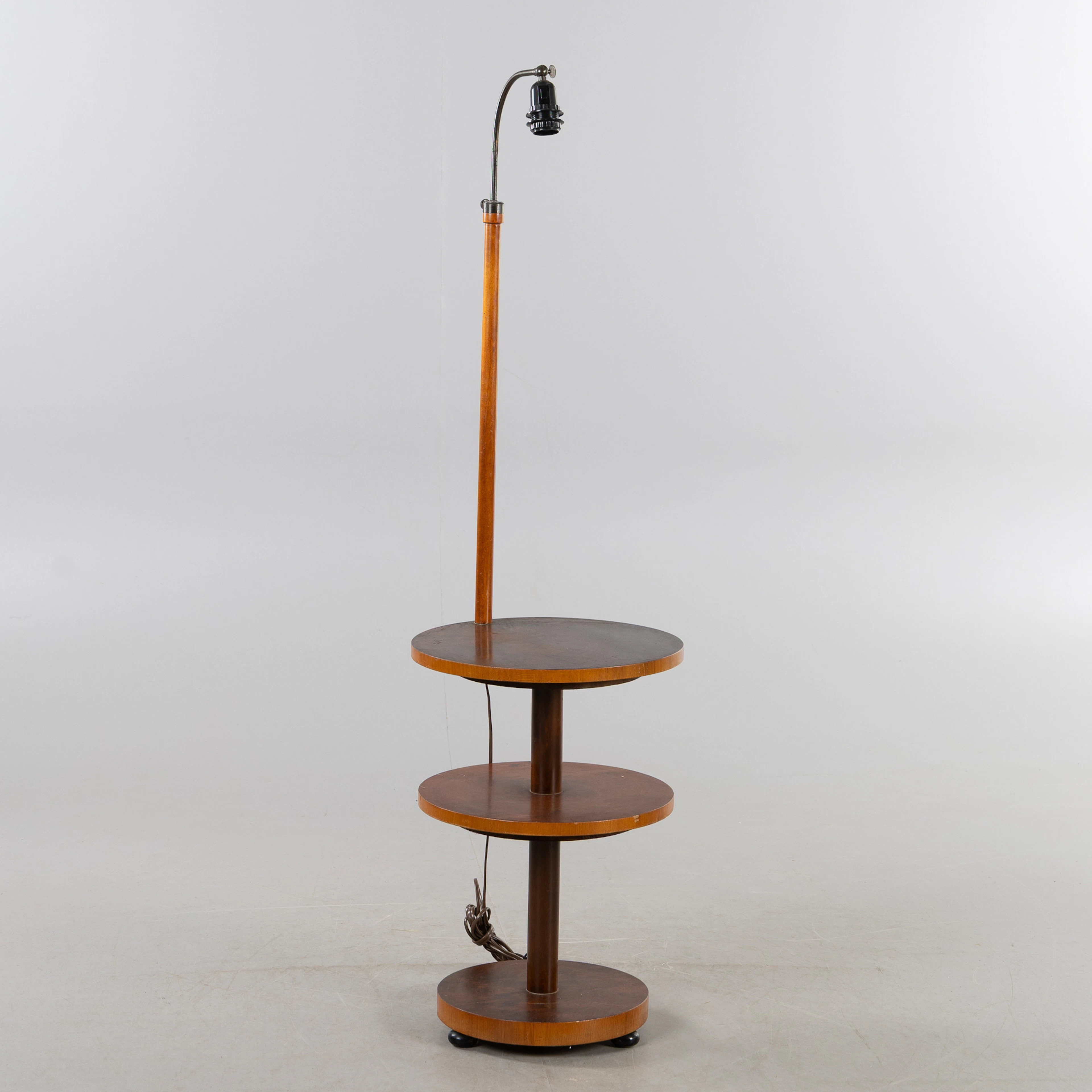 GOLVLAMPA, med bord, art deco, bonat trä, 1900-talets första hälft.
