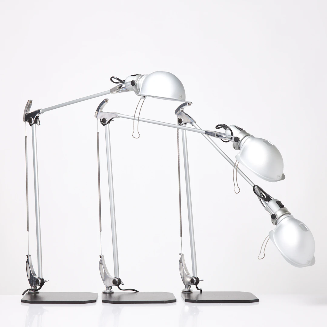 RICCARDO BLUMER. Skrivbordslampor, 3 st, "Mandraki", Artemide, Italien