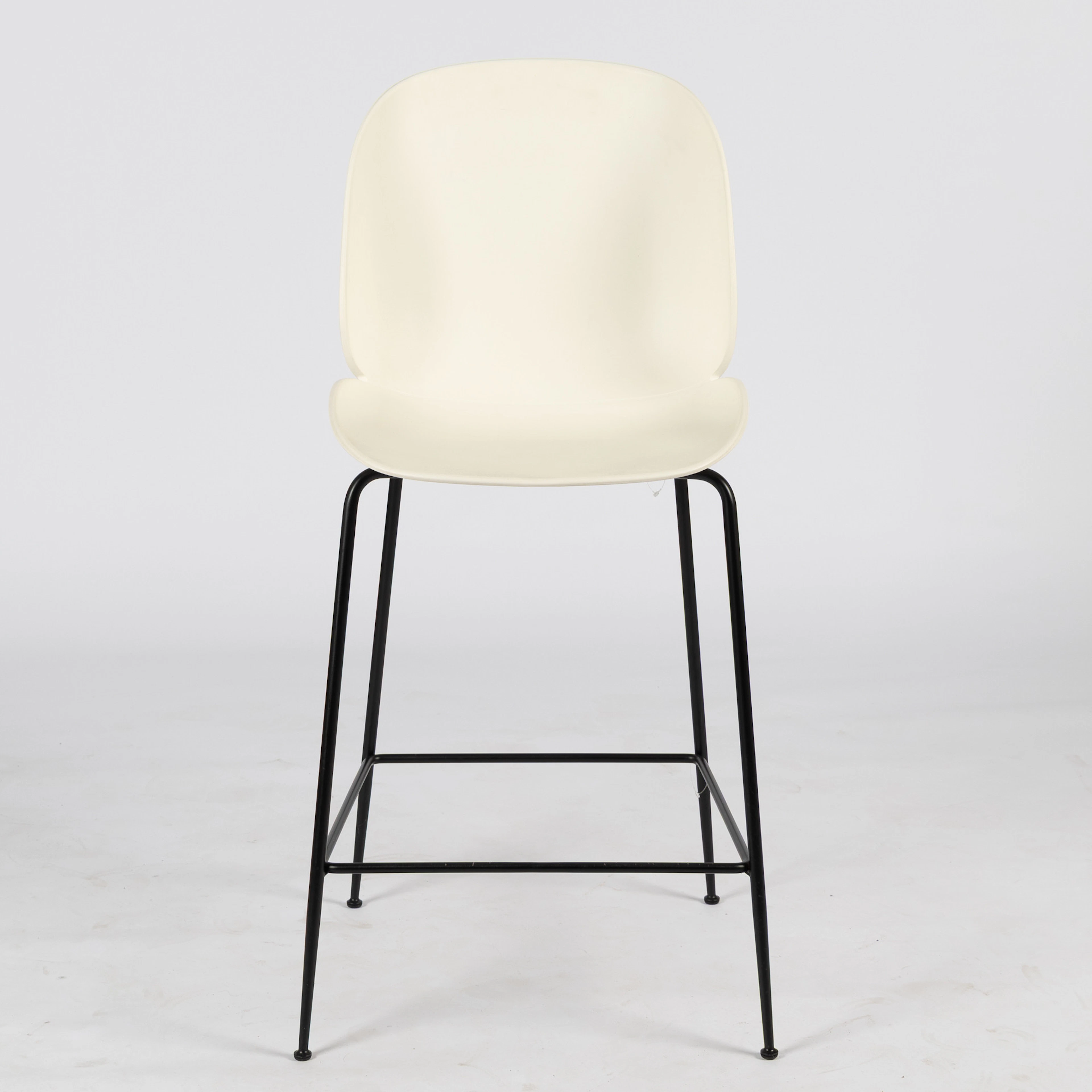 GAMFRATESI. Barstol, "Beetle Bar Chair", för Gubi, stomme av lackerad