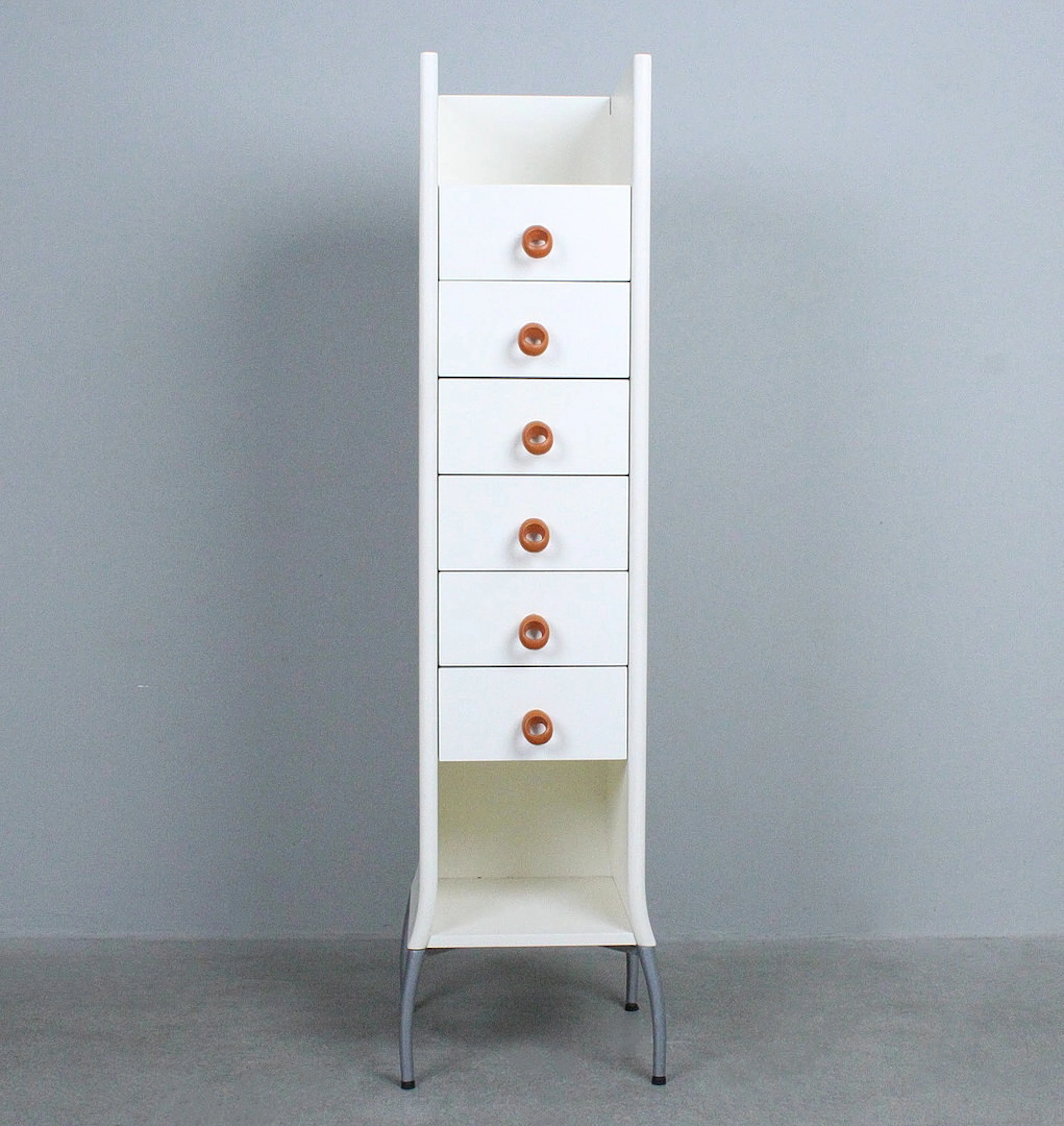 PROSPERO RASULO. BRF. Postmoderne Schubladenkommode / Hochschrank