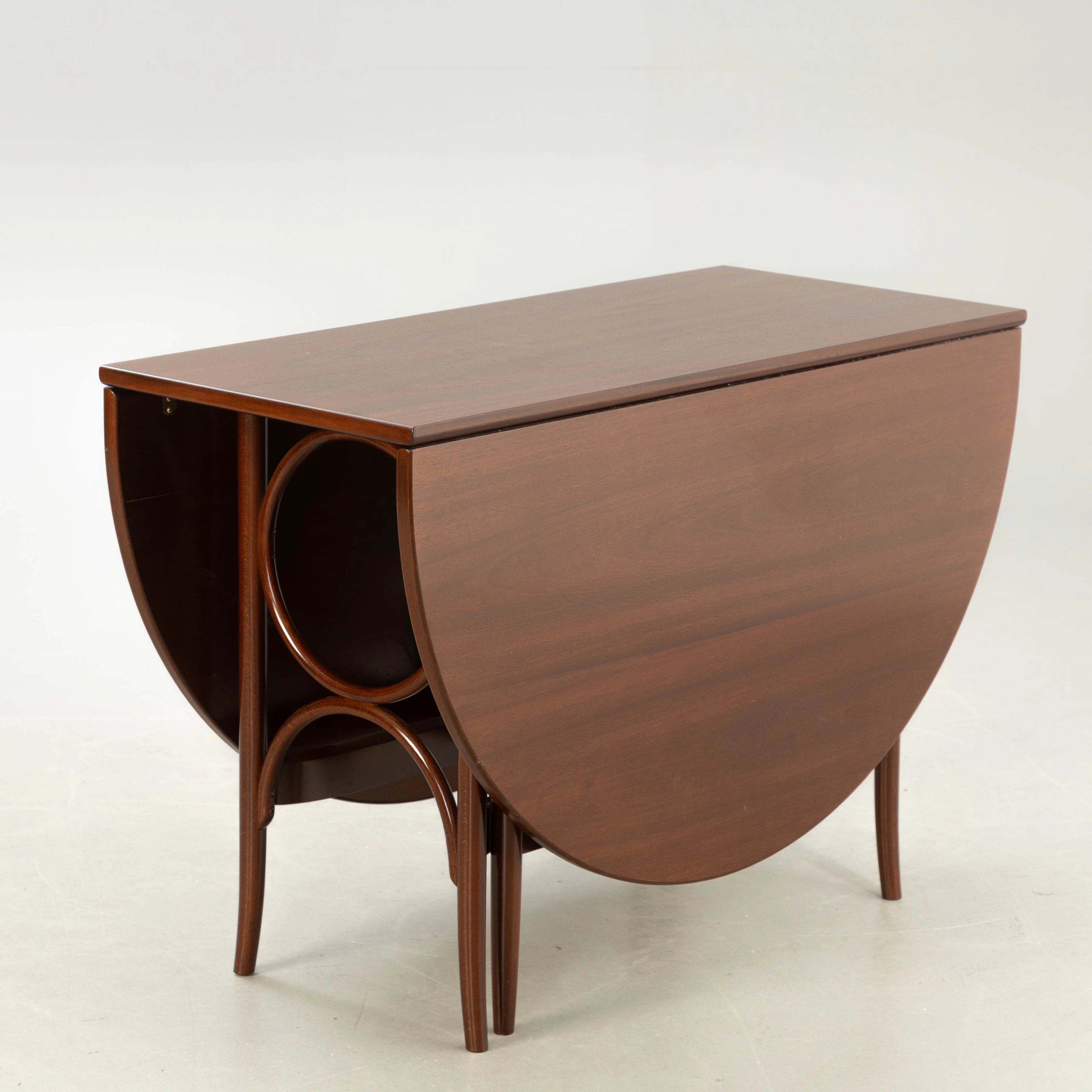 Thonet, Esstisch / Tisch, 2. Hälfte 20. Jh.