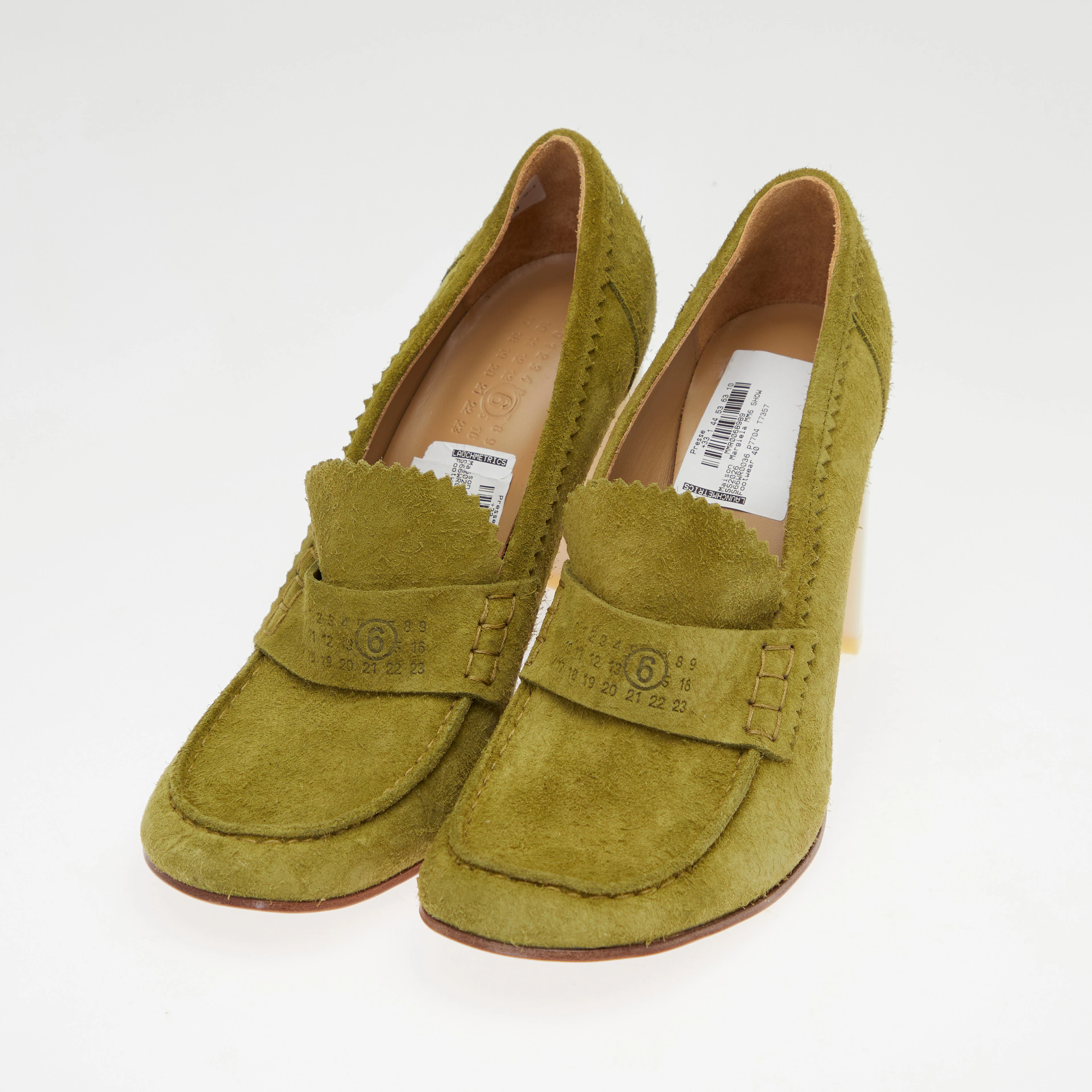 MM6 MAISON MARGIELA. Pumps / Absatzschuhe, Modell 'Swing Toe', Wildleder