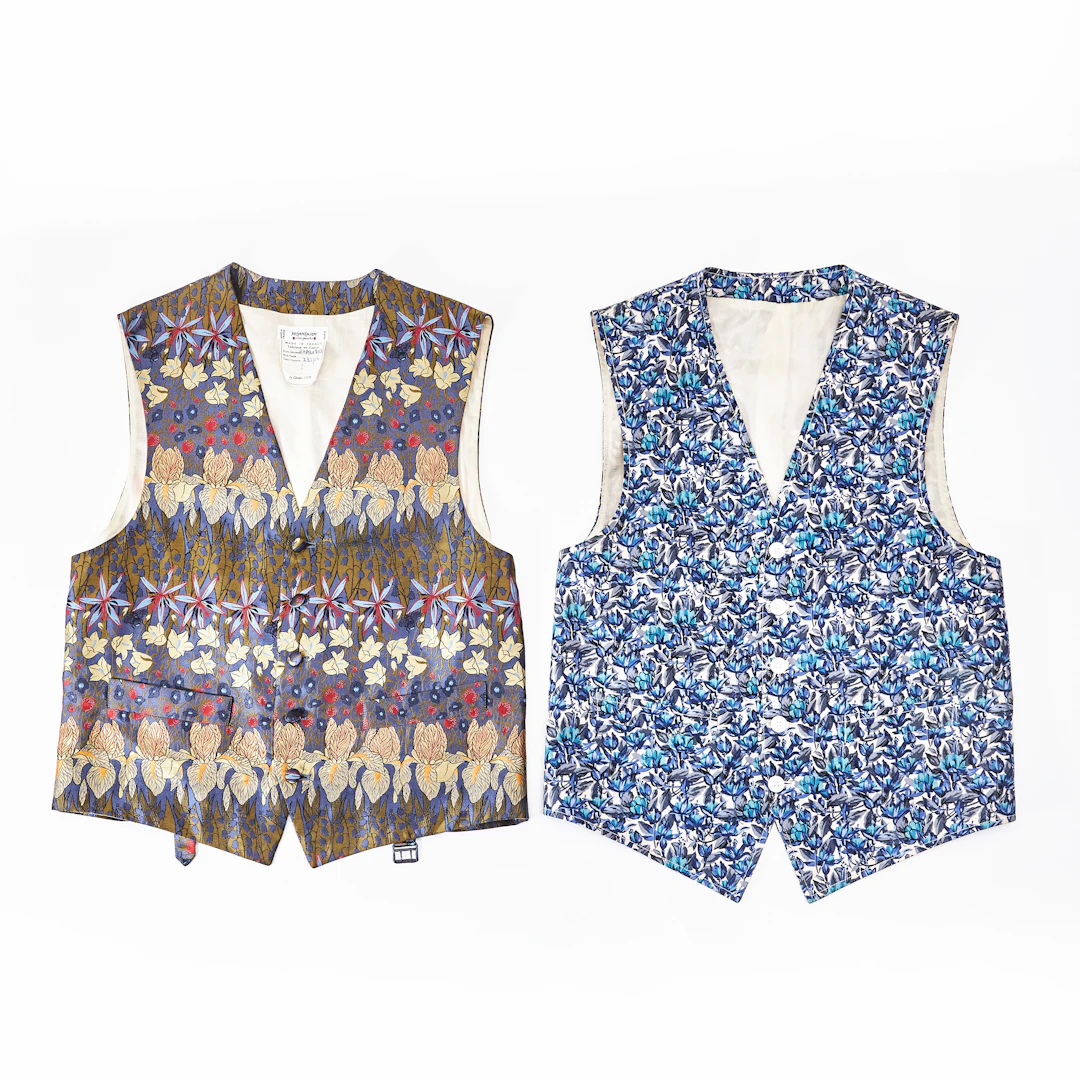 YVES SAINT LAURENT, västar, 2 st, Rive Gauche, blommönstrade.