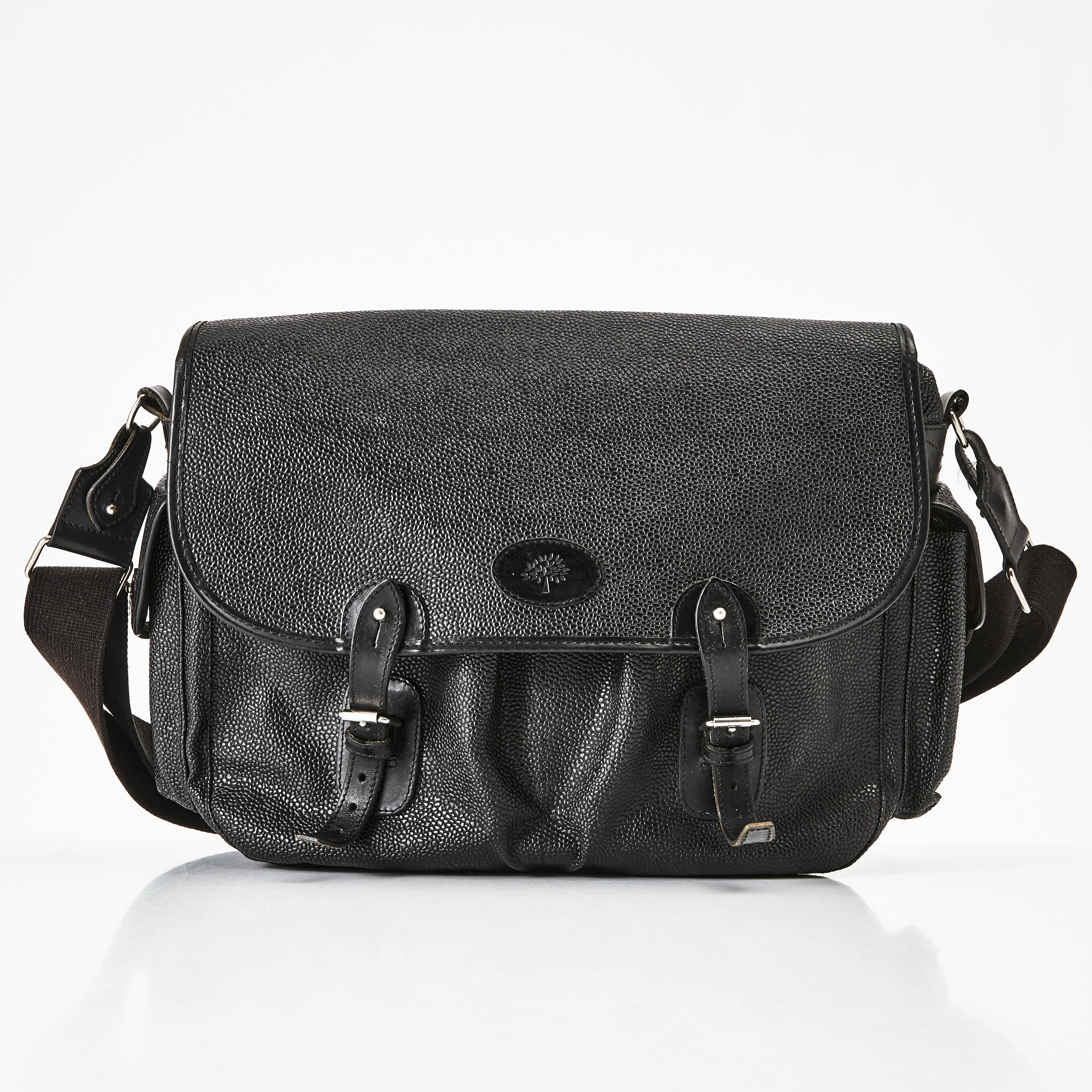 MULBERRY, axelbandsväska i scotchgrain, detaljer i vitmetall, justerbar