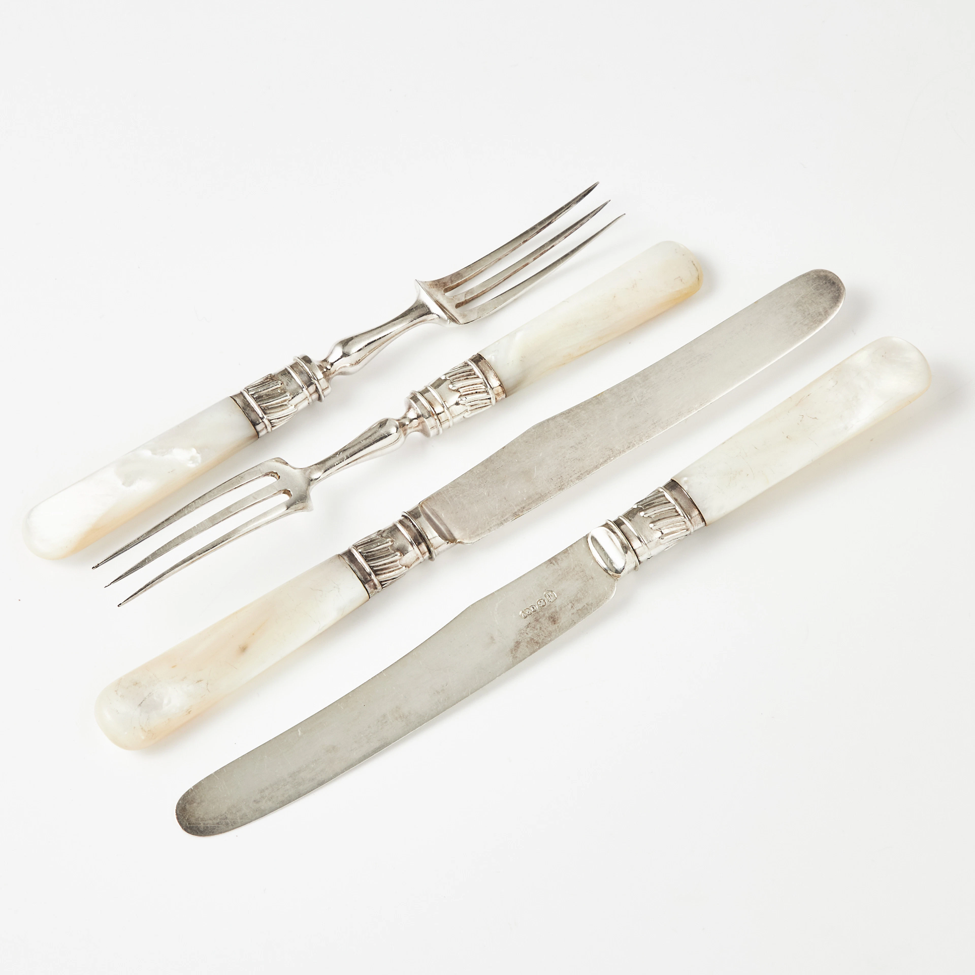 FRUKTBESTICK, 23 delar, nysilver och pärlemor, Charles James Allen