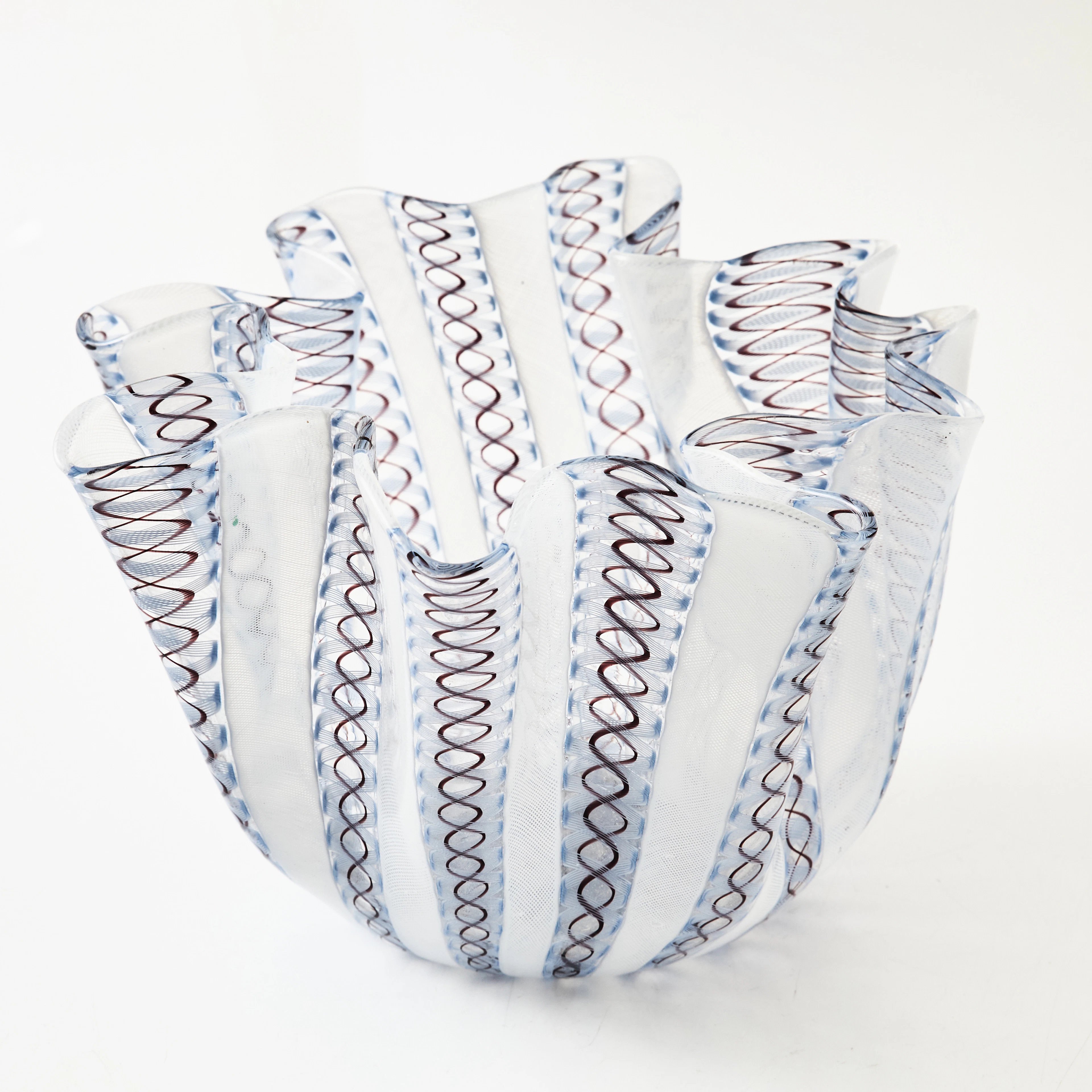 PAOLO VENINI. Skål, "Fazzoletto", filigrandekor, glas, Venini, Murano