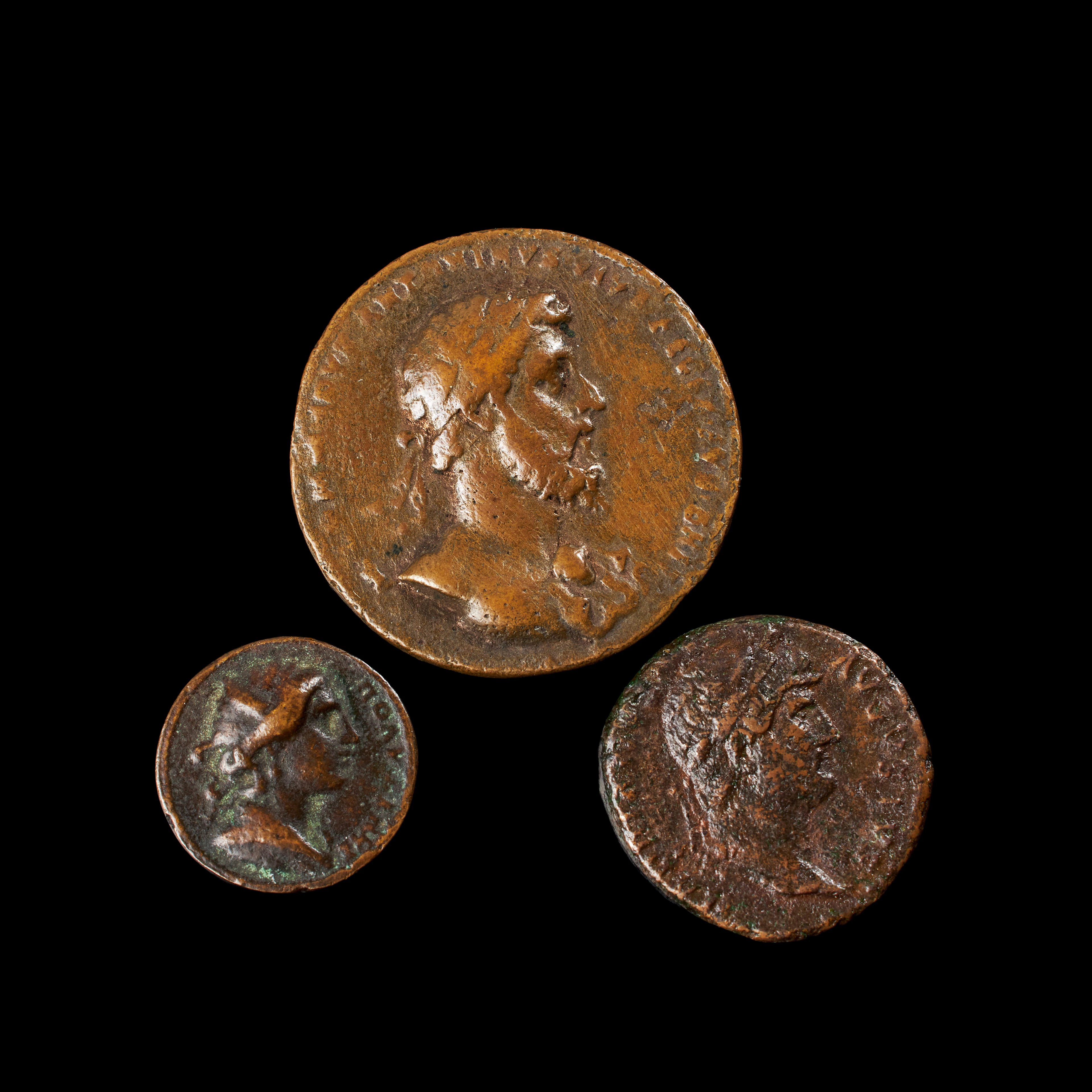 BRONSMEDALJER samt MYNT 3 st, bl a, Commodus, präglad i Rom 186-187