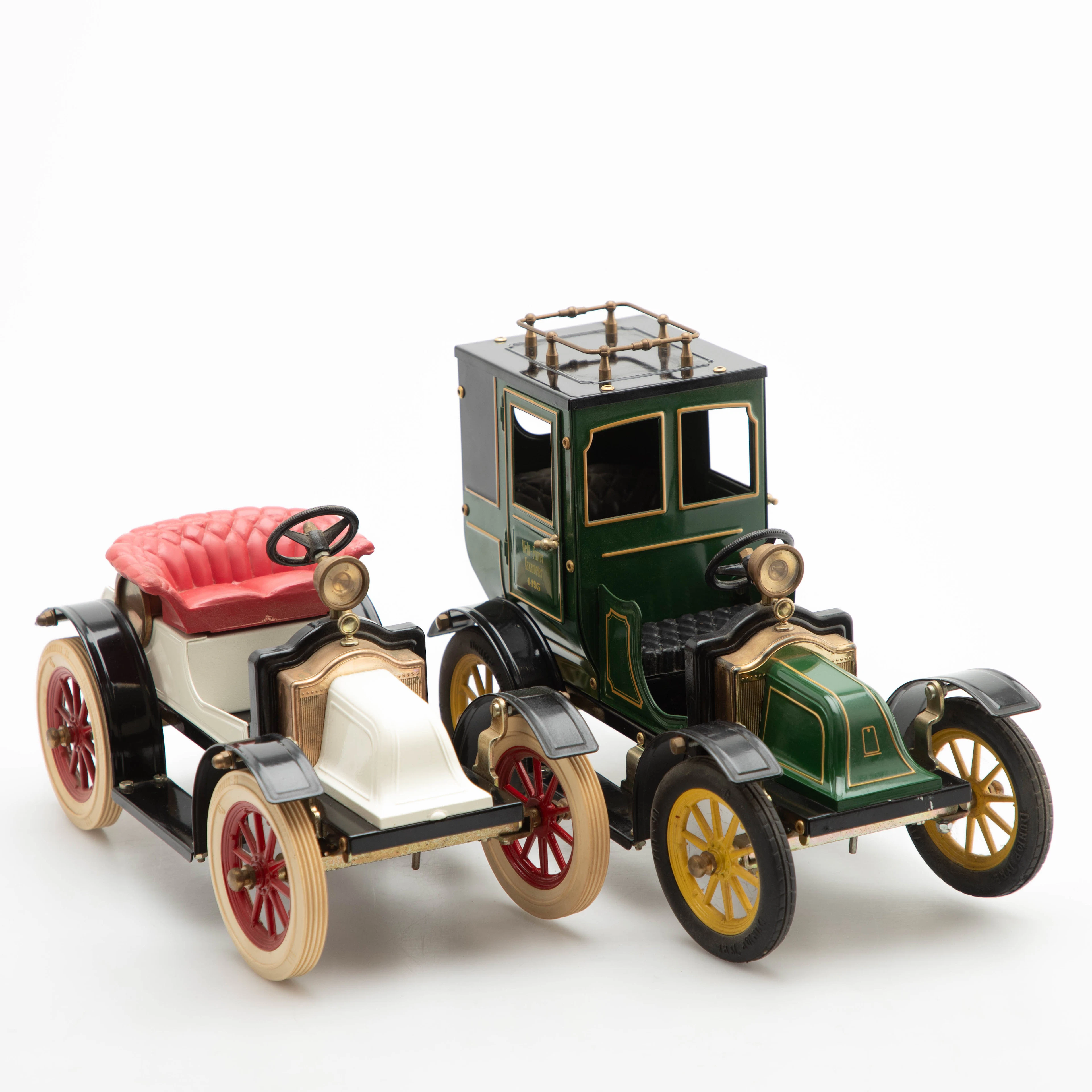 GC Original Historic Automobiles: zwei Modellautos 1/12: Taxi Welti-Furrer
