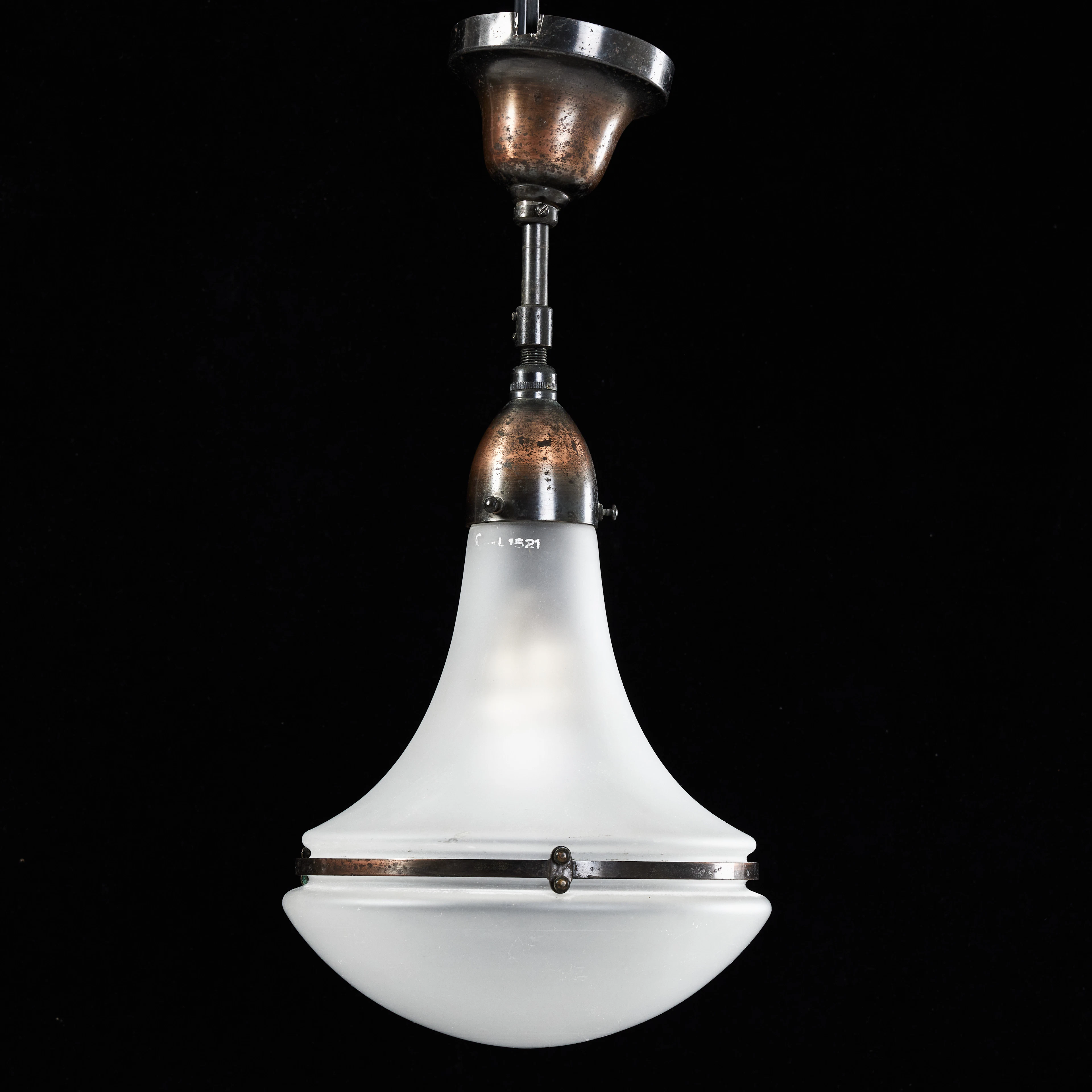PETER BEHRENS, taklampa, "Luzette", AEG, kupa i matterat glas, patinerad