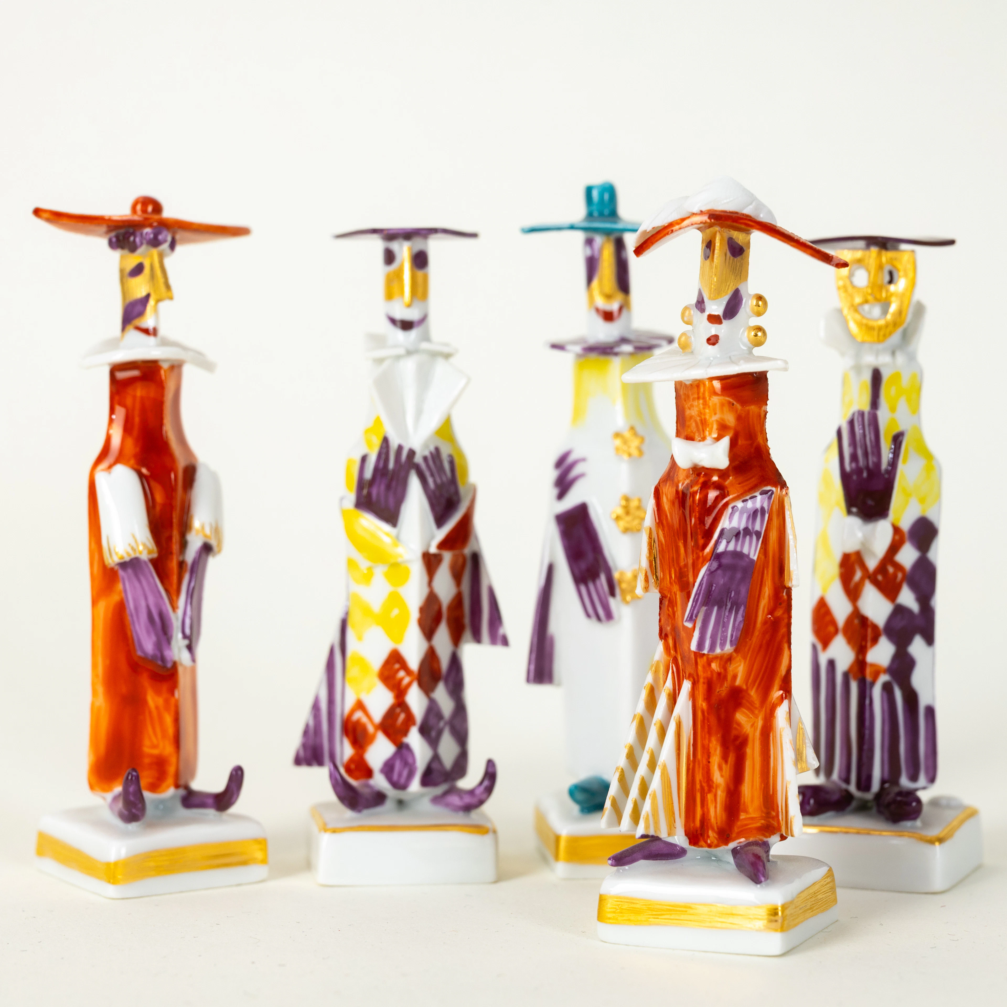 MEISSEN. Fünf Figuren nach Peter Strang (5).