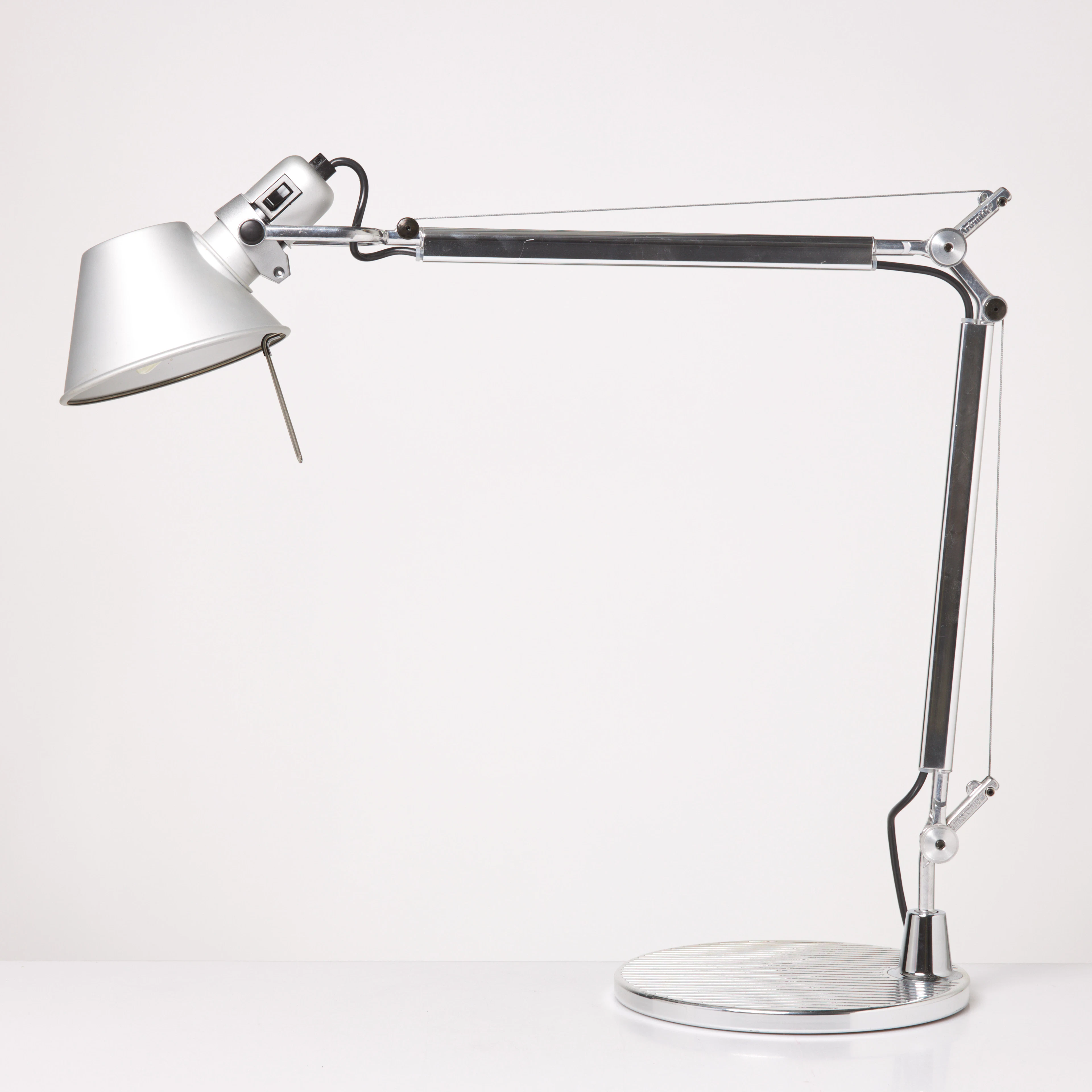 MICHELE DE LUCCHI & GIANCARLO FASSINA. Bordslampa, "Tolomeo", för