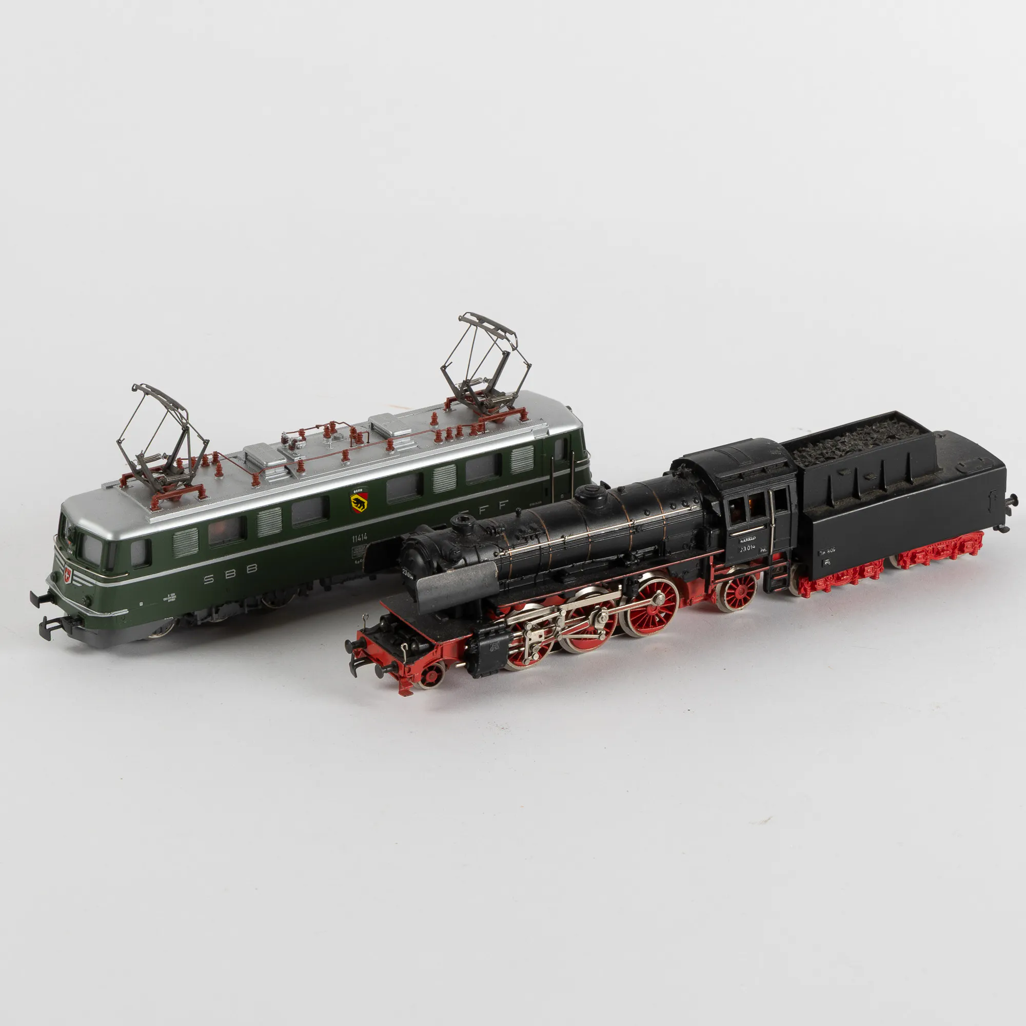 Japanese Manufacturer - Tin toy - Multi Action 711 Aston