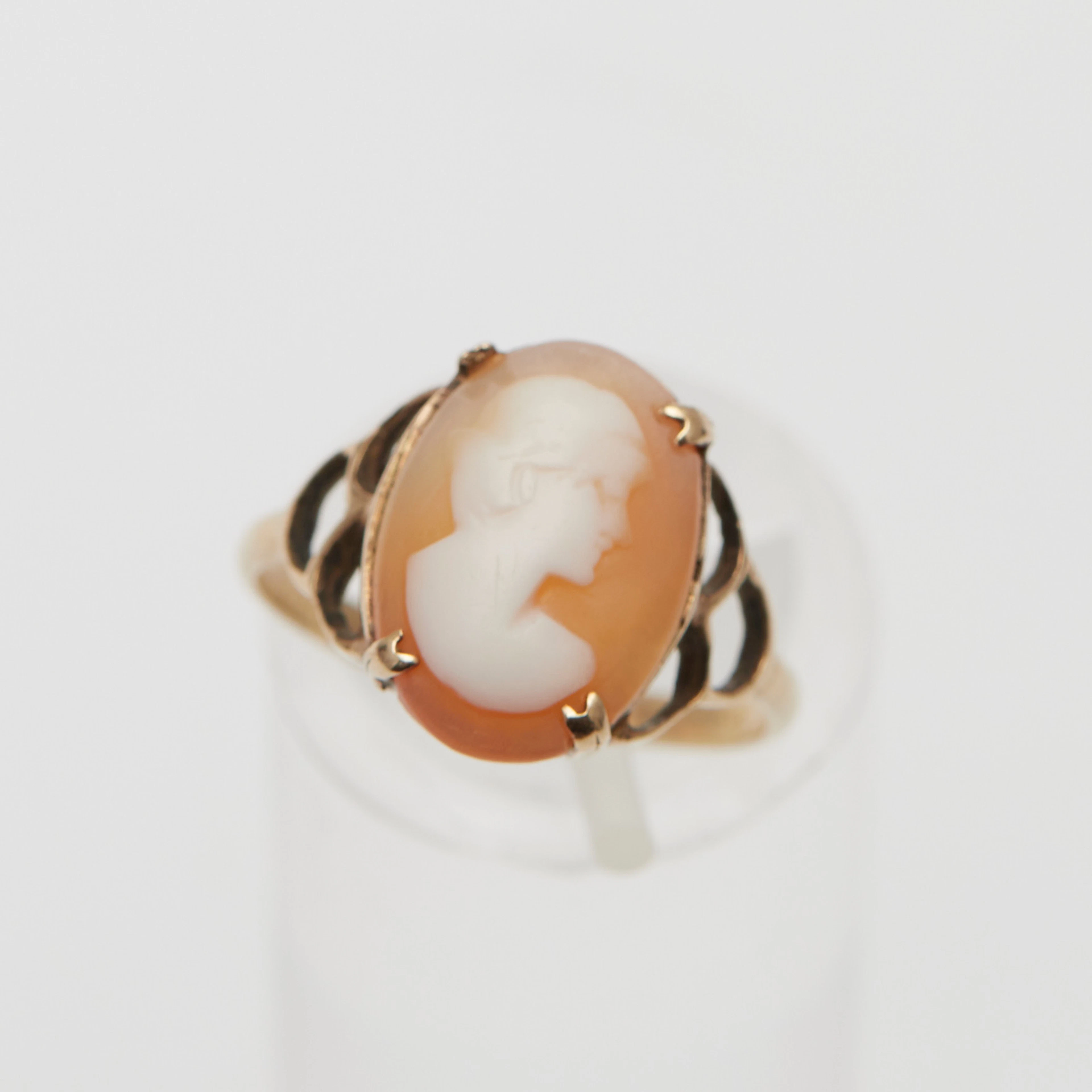 RING, 375er Roségold, Muschel-Kamee.