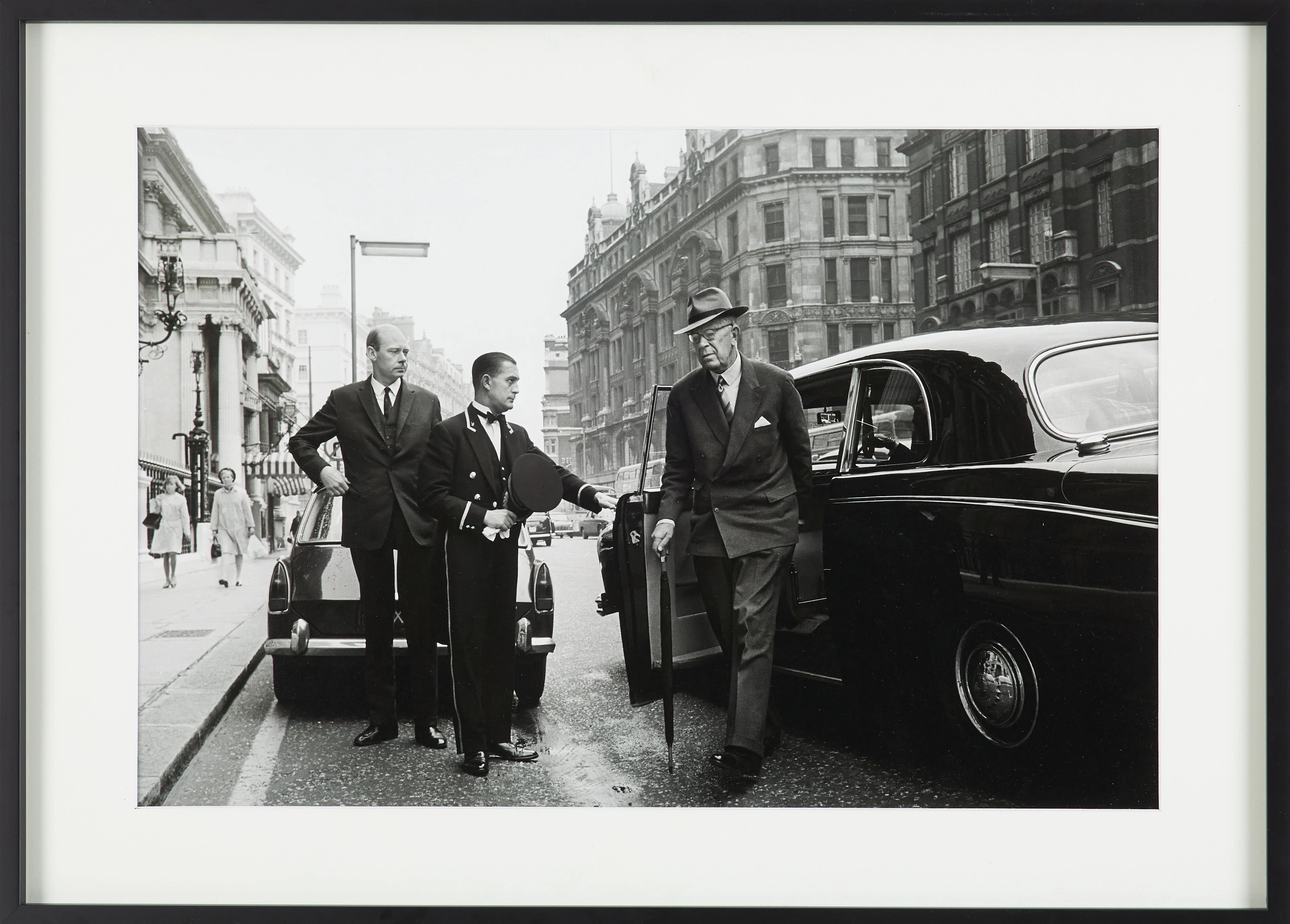 ROLF ADLERCREUTZ (SVERIGE, FÖDD 1945). Kung Gustav Adolf i London