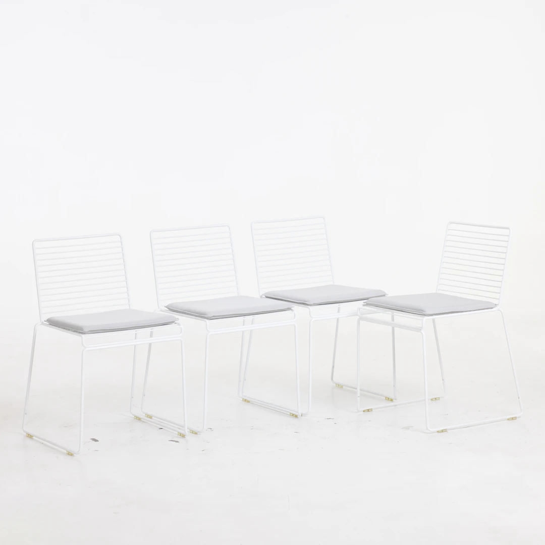 HEE WELLING. stolar, 4 st, "Hee Dining Chair", med sittdynor, samtida