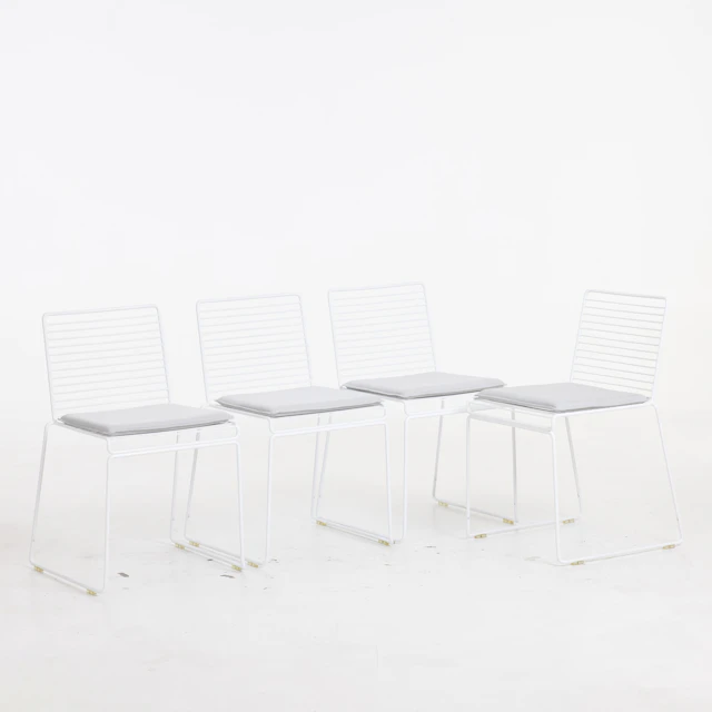 HEE WELLING. stolar, 4 st, "Hee Dining Chair", med sittdynor, samtida