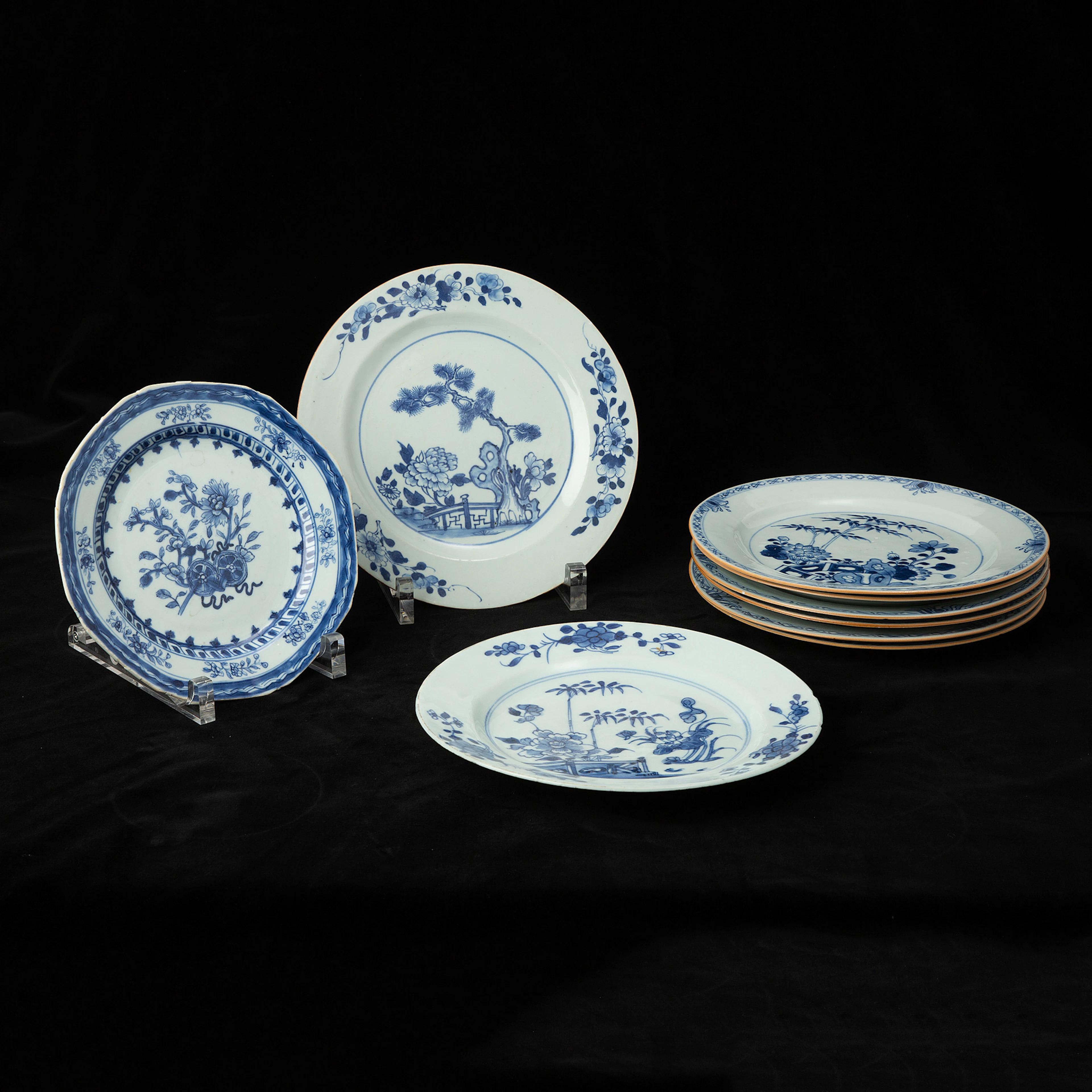 TALLRIKAR, 9 st, porslin, Kina, Qianlong (1736-95).