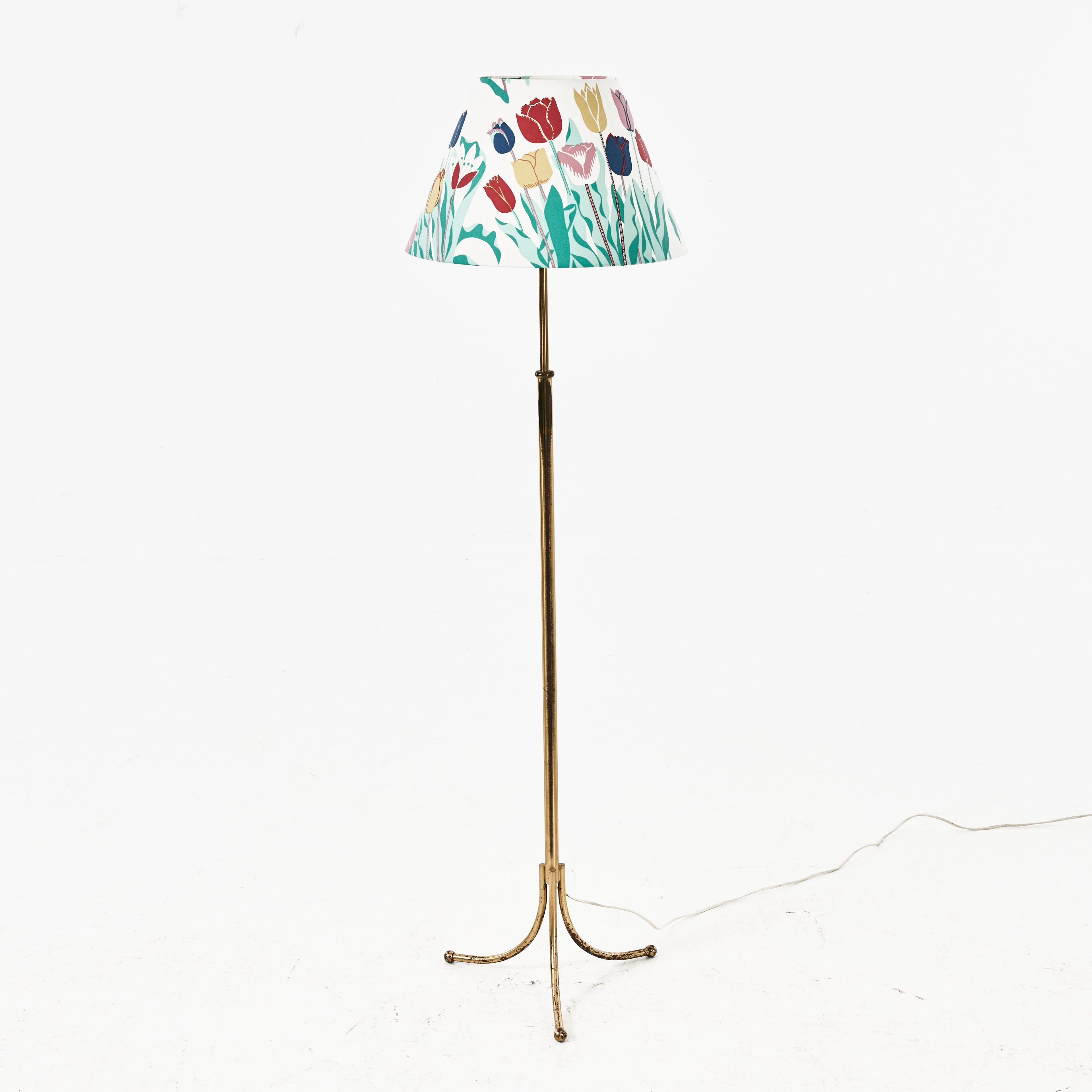 JOSEF FRANK. Golvlampa, modell 2326, mässing, Firma Svenskt tenn.