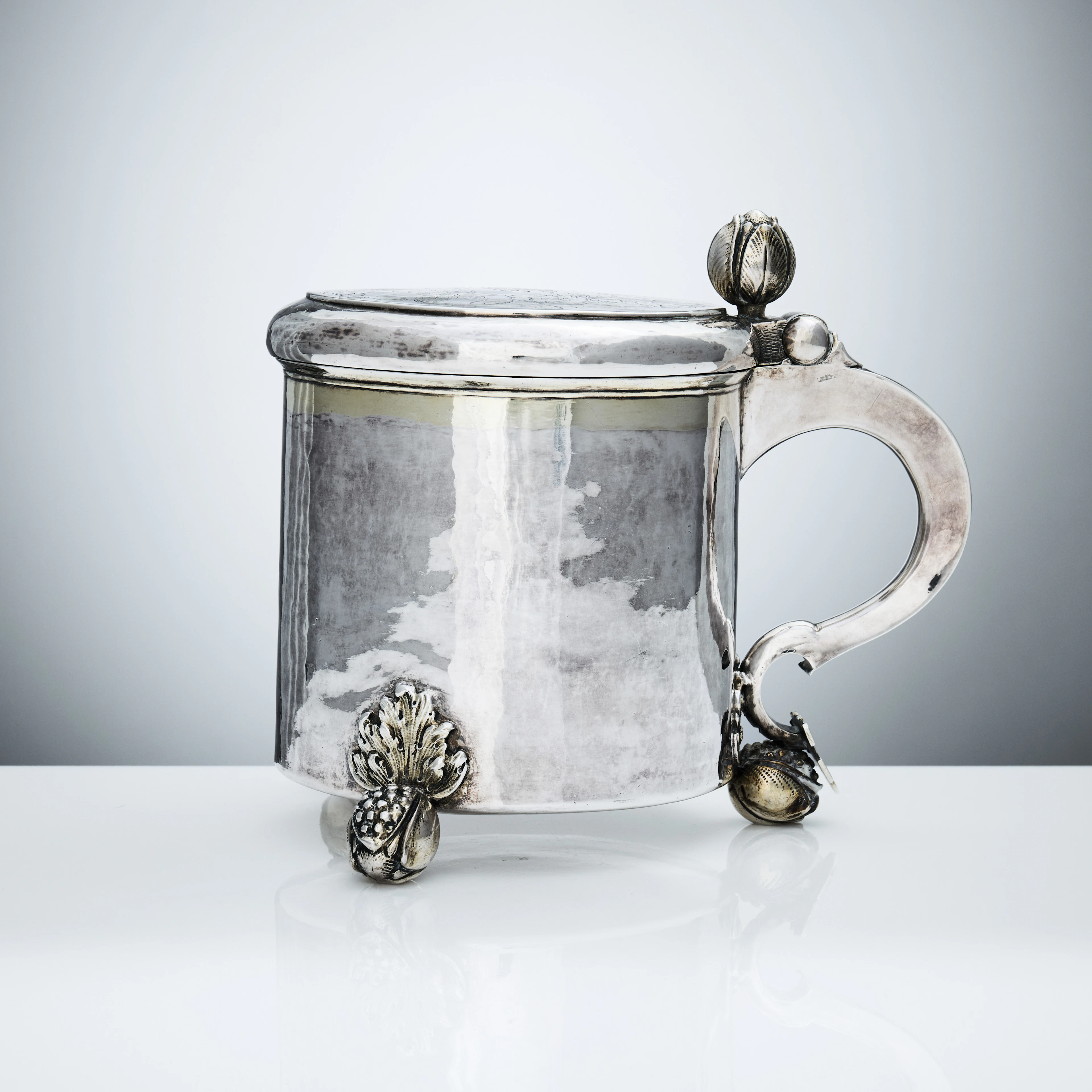 HANS OLOFSSON STURK. Dryckeskanna, silver, Kalmar (verksam 1664-1705).