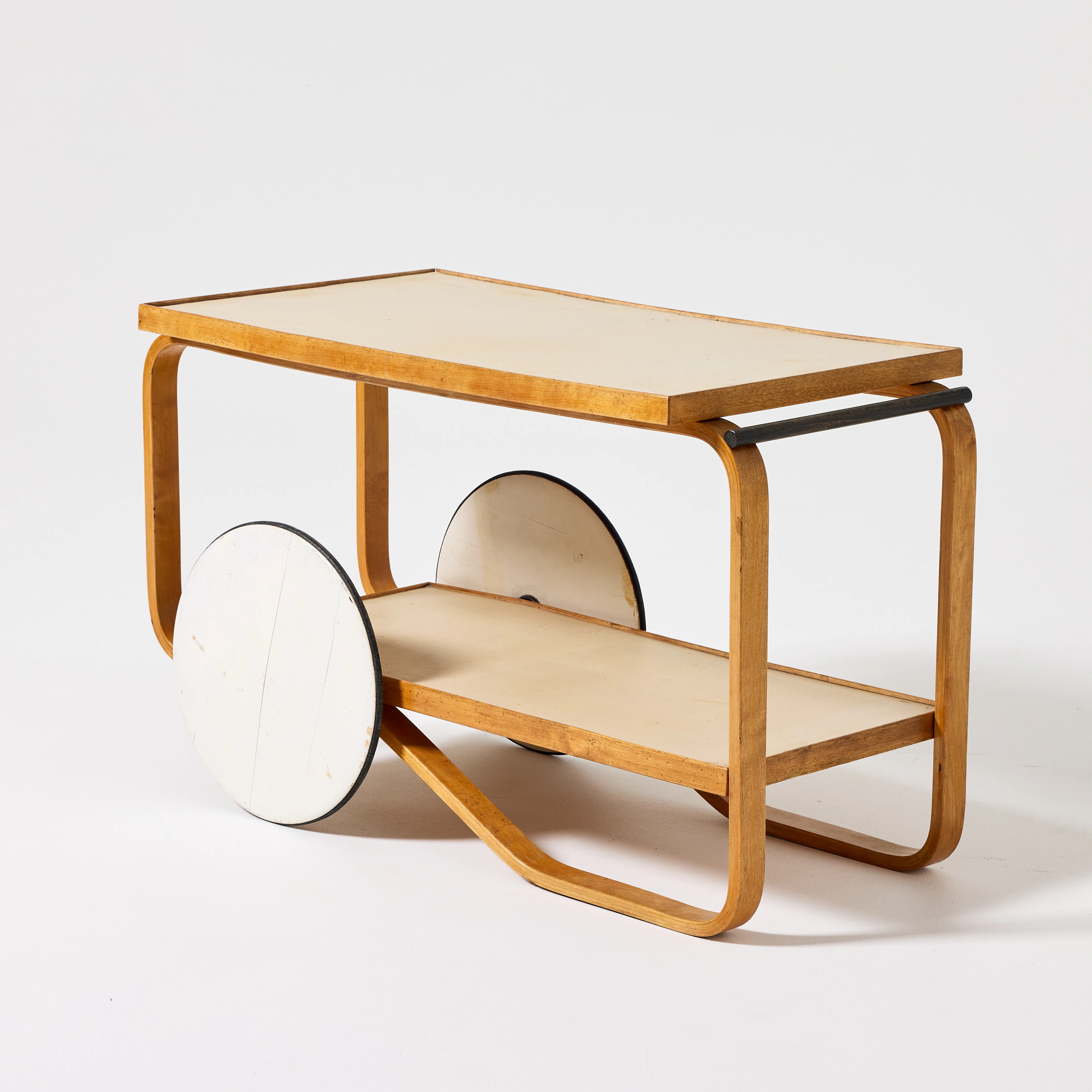 ALVAR AALTO. Tevagn, OY Huonekalu- ja Rakennustyötehdas A.B för Artek