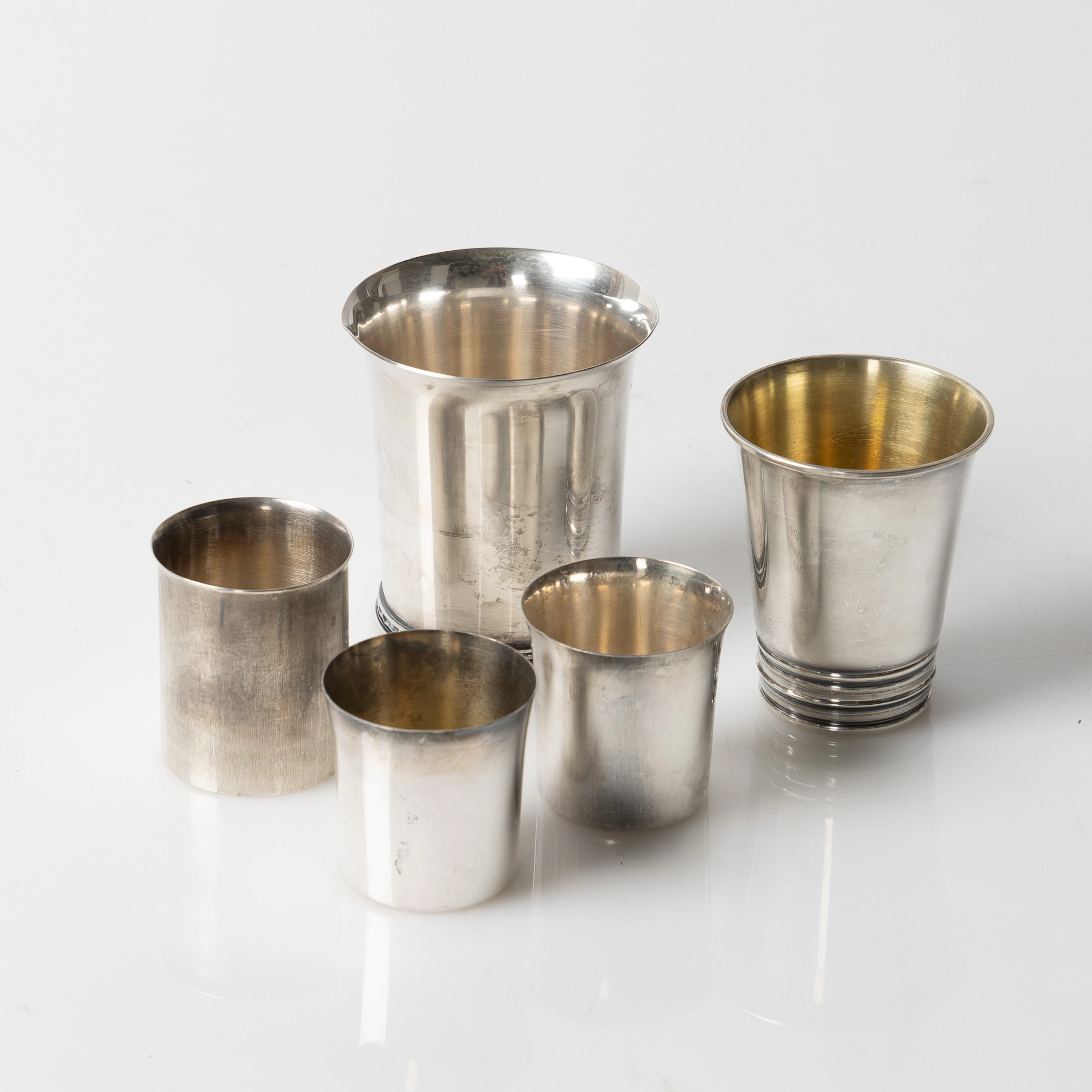 BÄGARE, olika modeller, 830 silver samt 925 sterlingsilver, total