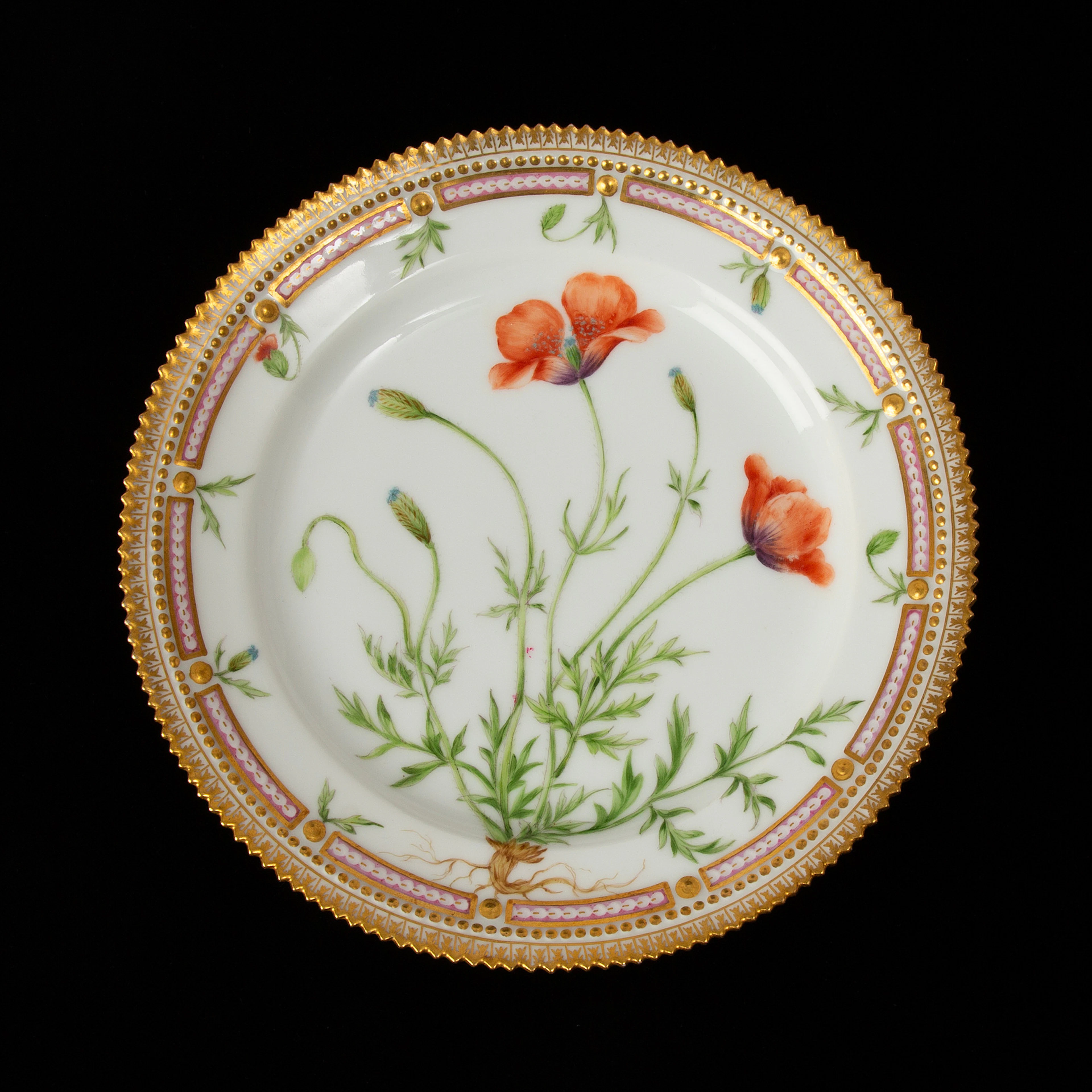 ROYAL COPENHAGEN. "Flora Danica", assiett, porslin, Danmark, 1900-talets