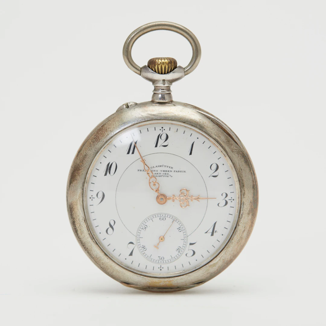 GLASHÜTTER PRÄZISIONS-UHREN FABRIK. Glashütte i/S, Lépine-Taschenuhr